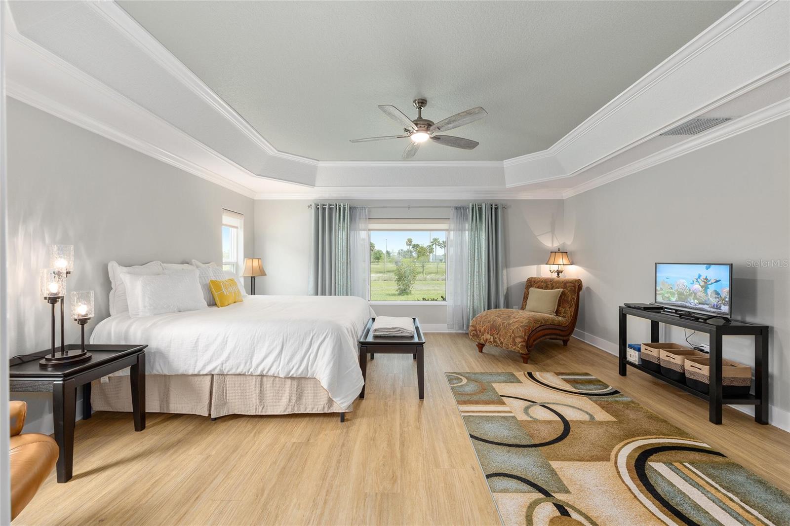 Image 26 of 57 For 2140 Biller Circle