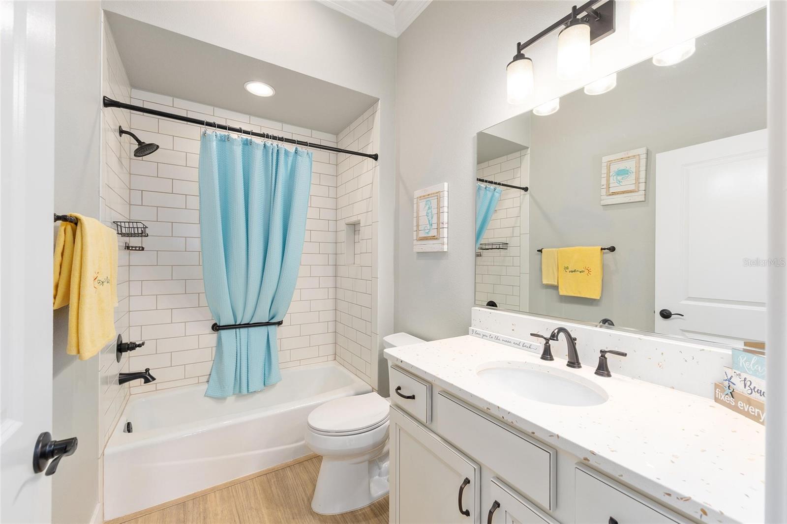 Image 34 of 57 For 2140 Biller Circle