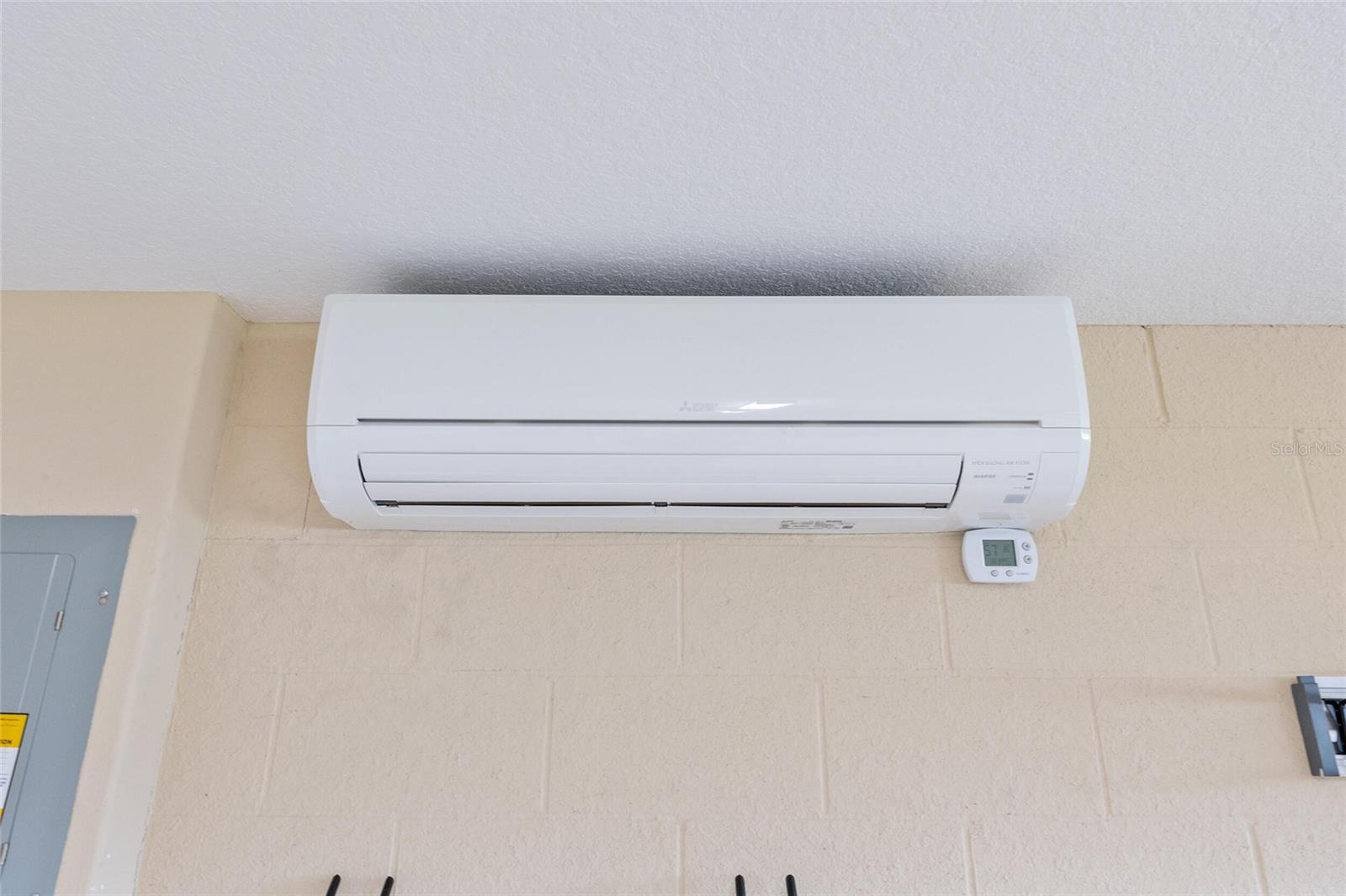 Image 39 of 57 For 2140 Biller Circle