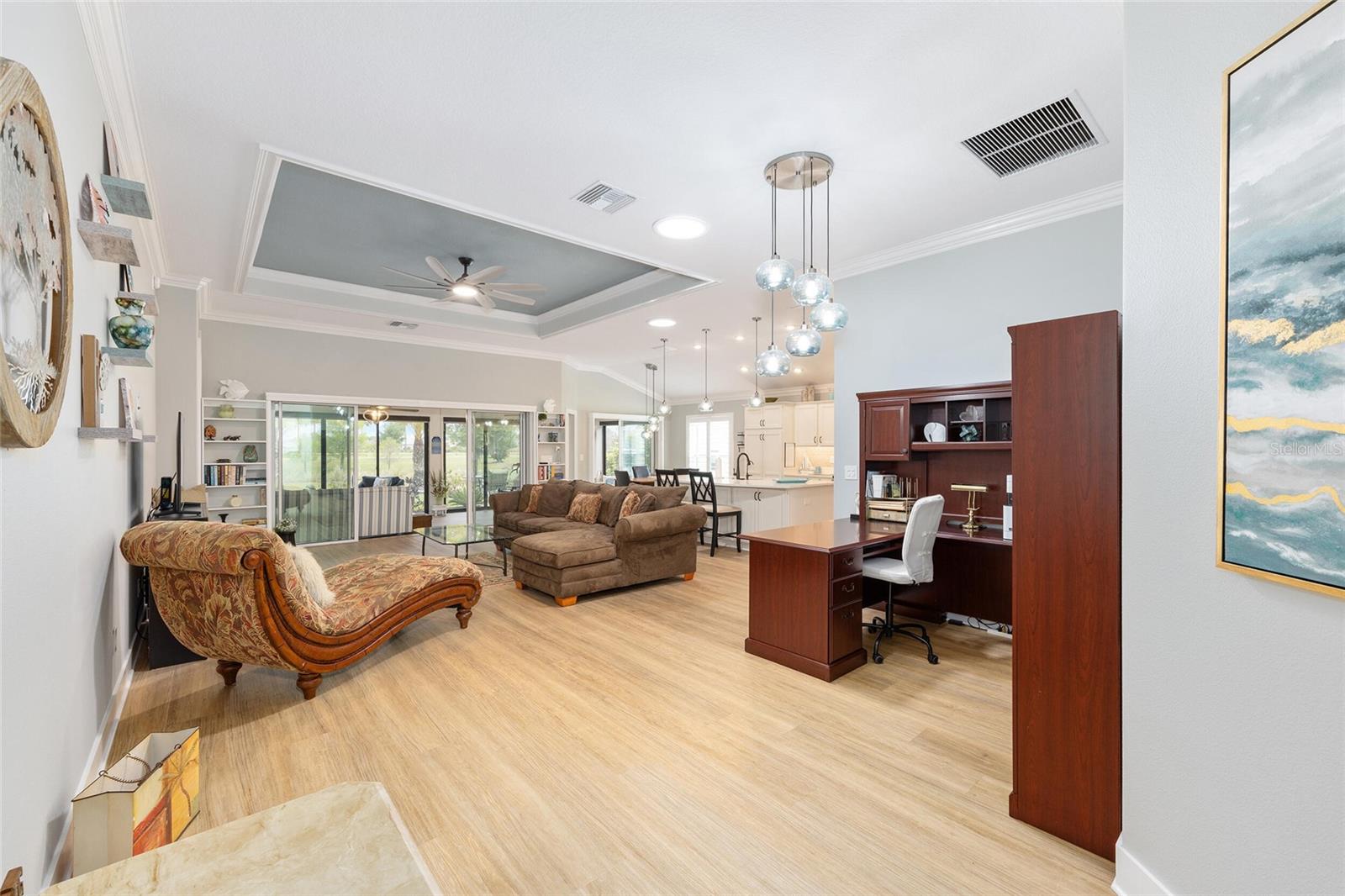 Image 8 of 57 For 2140 Biller Circle