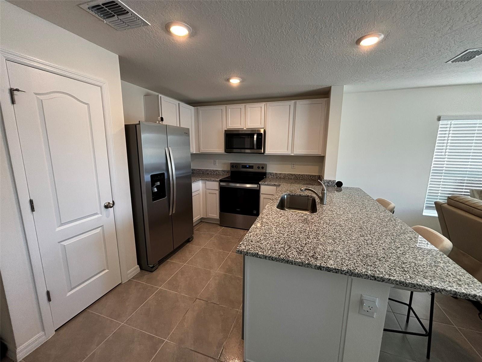 Image 7 of 38 For 520 Zinfandel Drive