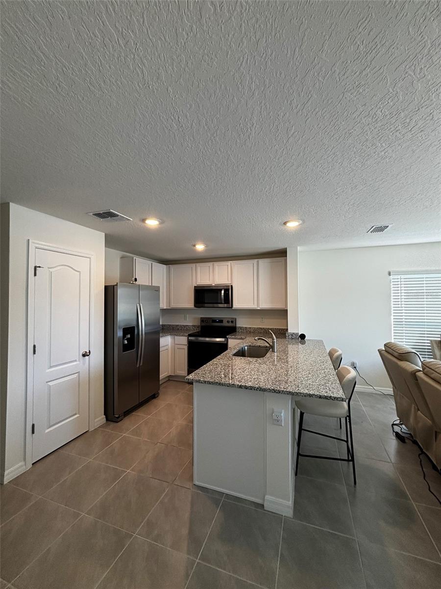 Image 9 of 38 For 520 Zinfandel Drive