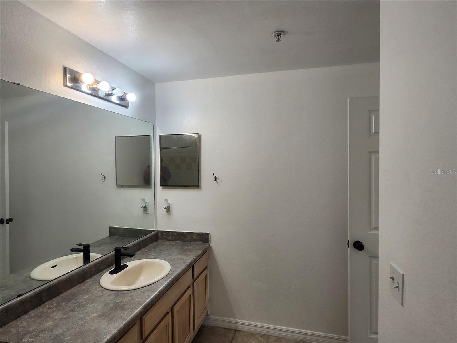 Image 13 of 13 For 3281 Soho Street 101