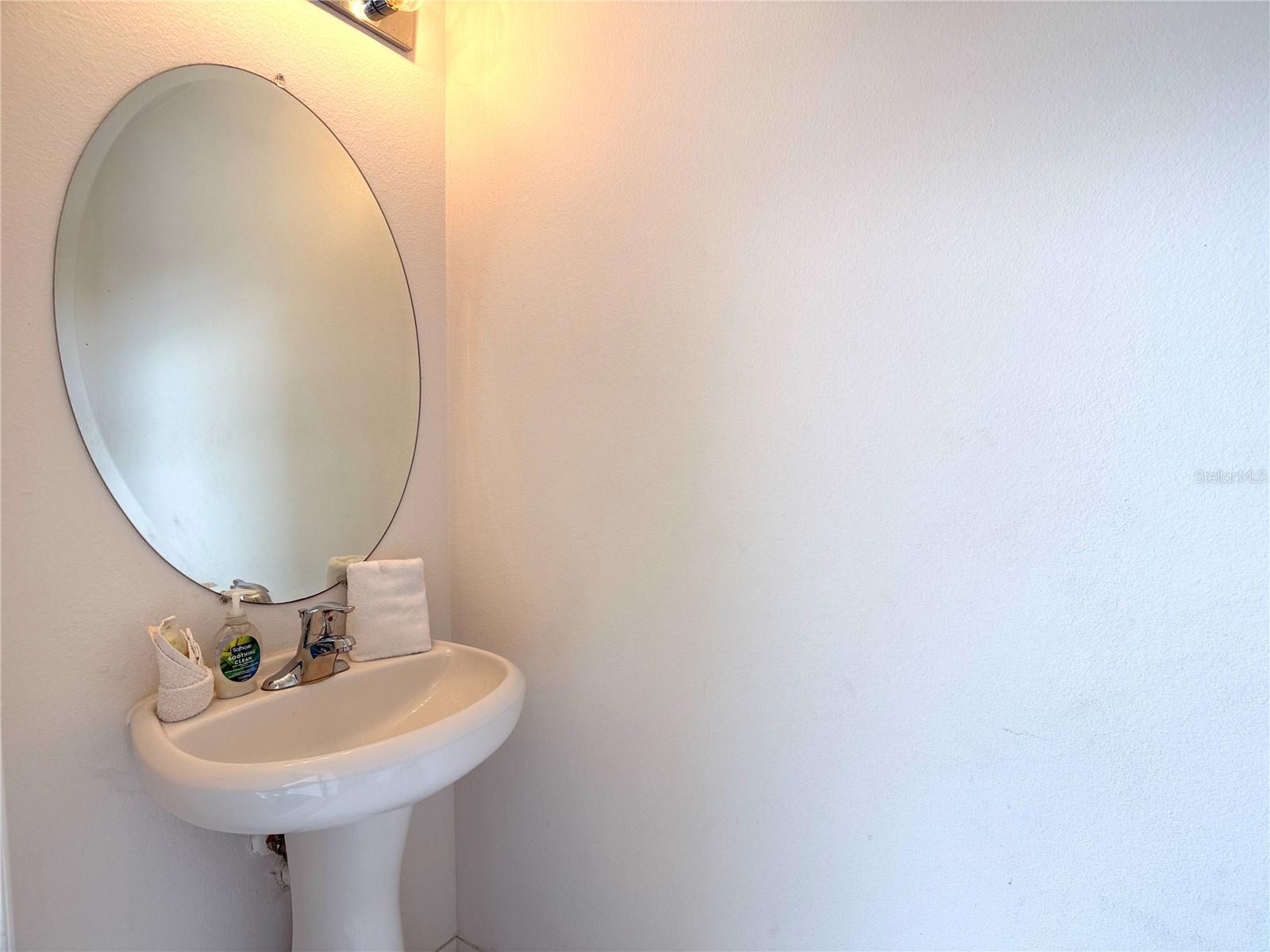 Image 10 of 31 For 353 Kensington Drive