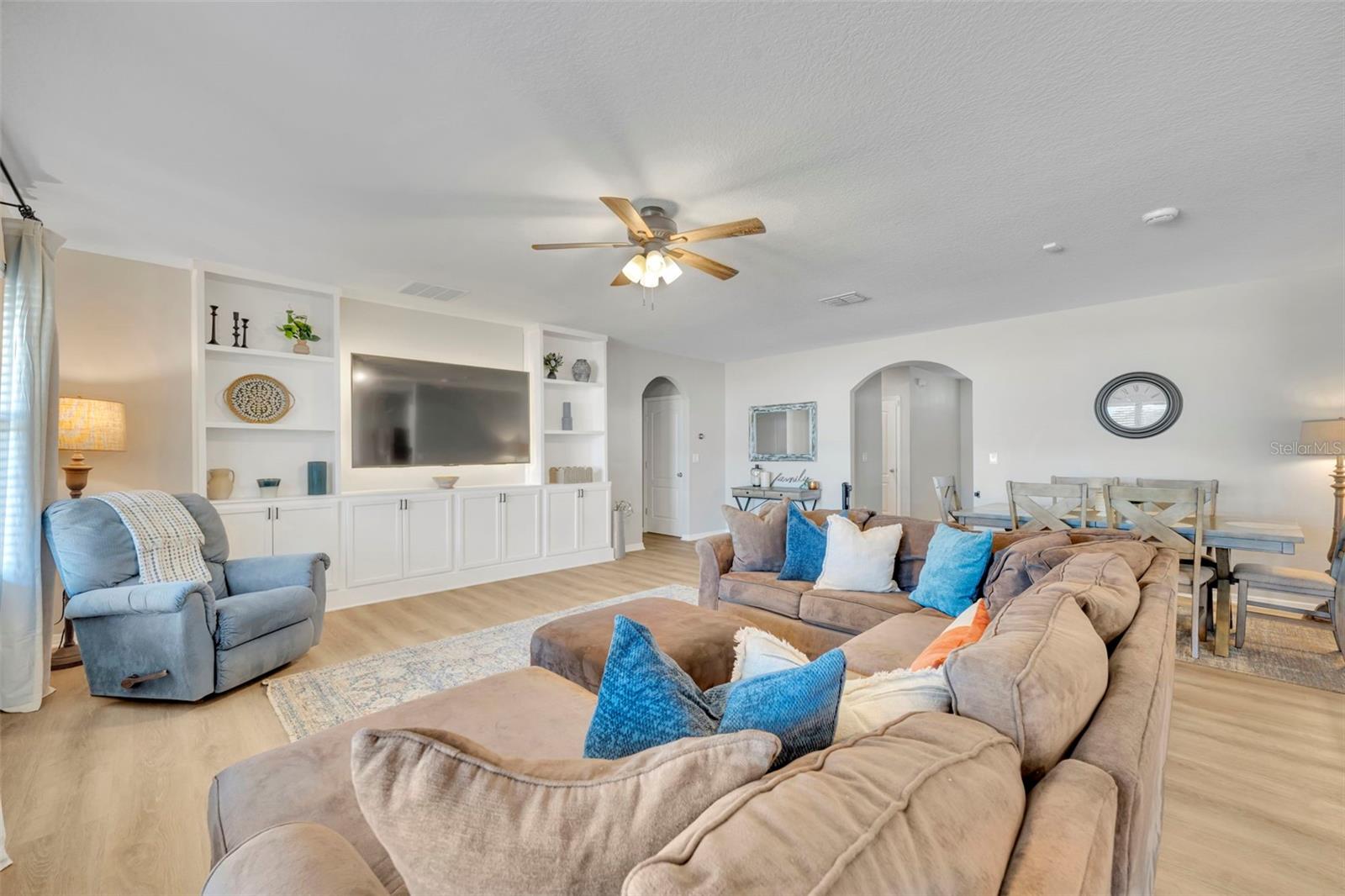 Image 5 of 30 For 3674 Yacobian Place