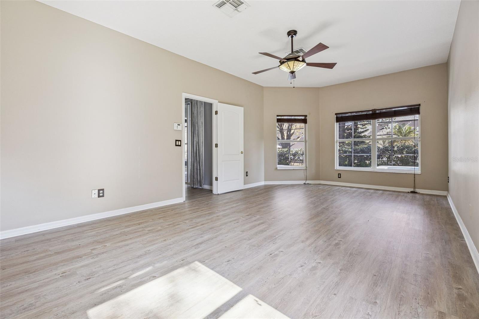 Image 18 of 35 For 111 Bismark Court