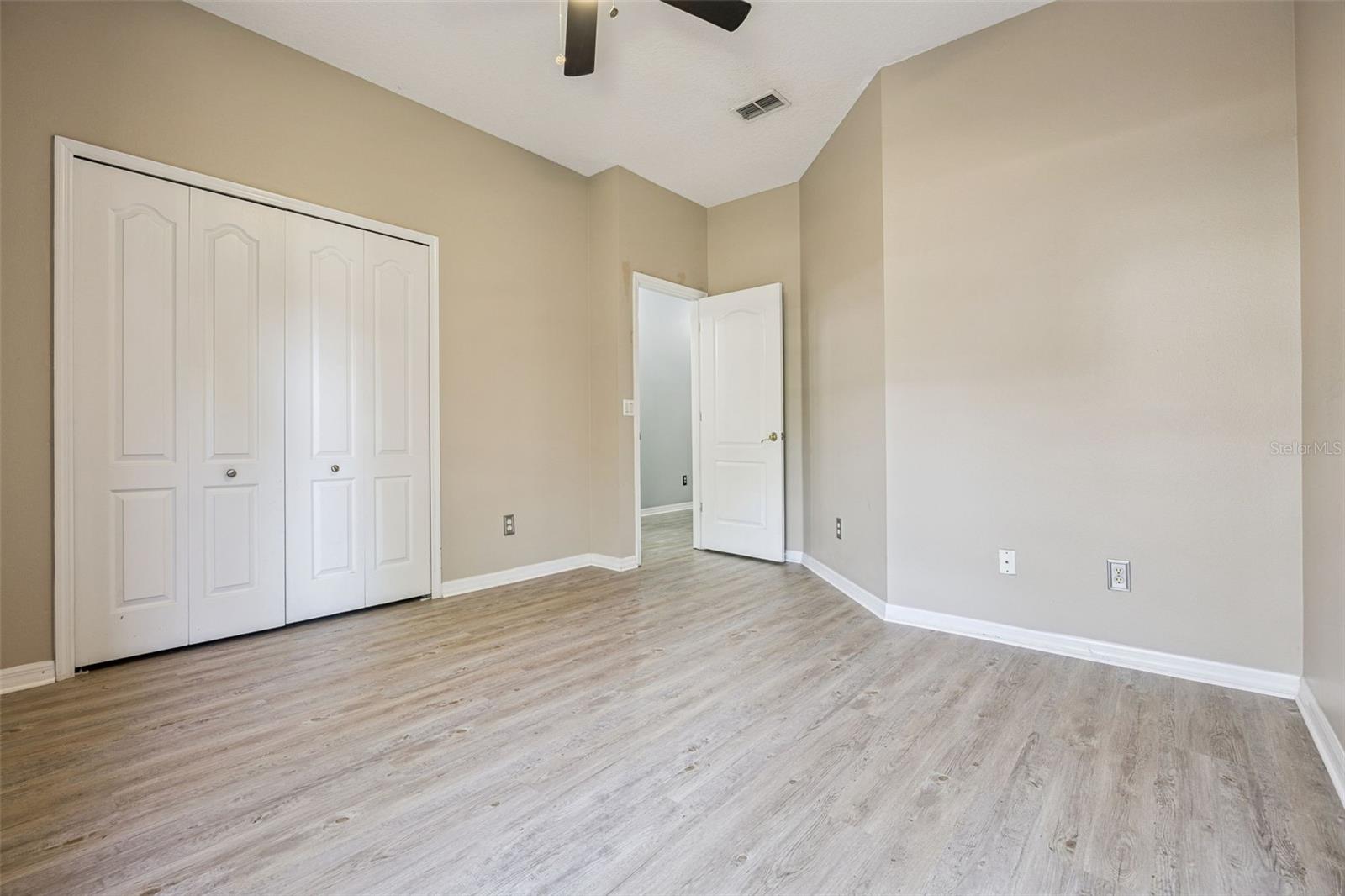 Image 22 of 35 For 111 Bismark Court