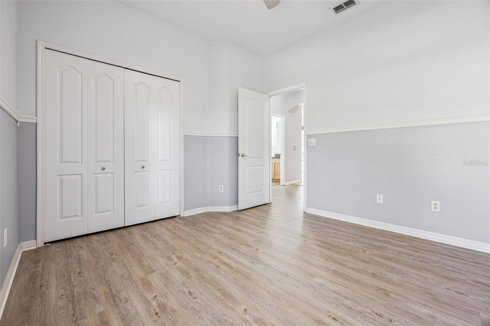 Image 26 of 35 For 111 Bismark Court