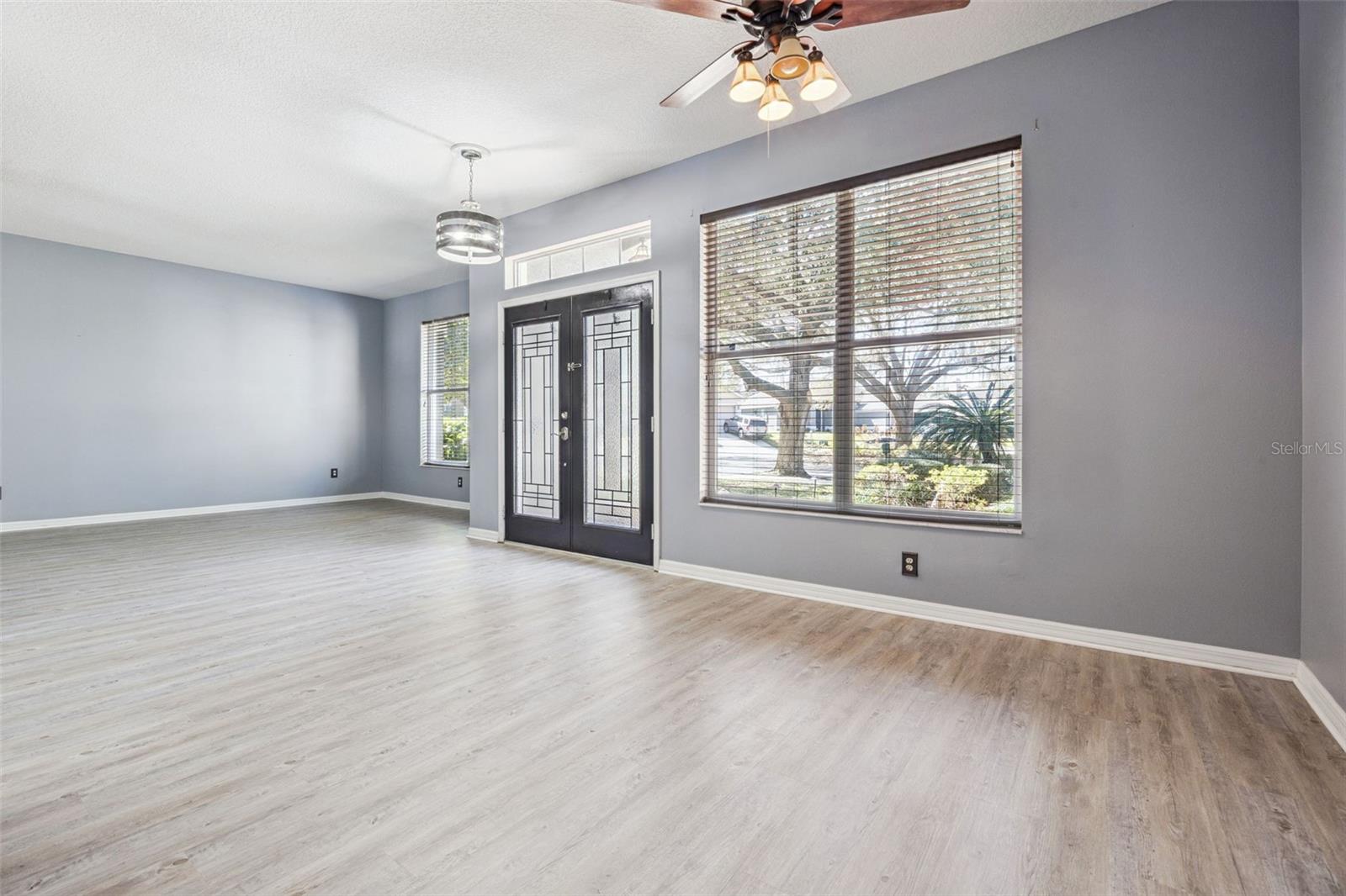 Image 4 of 35 For 111 Bismark Court