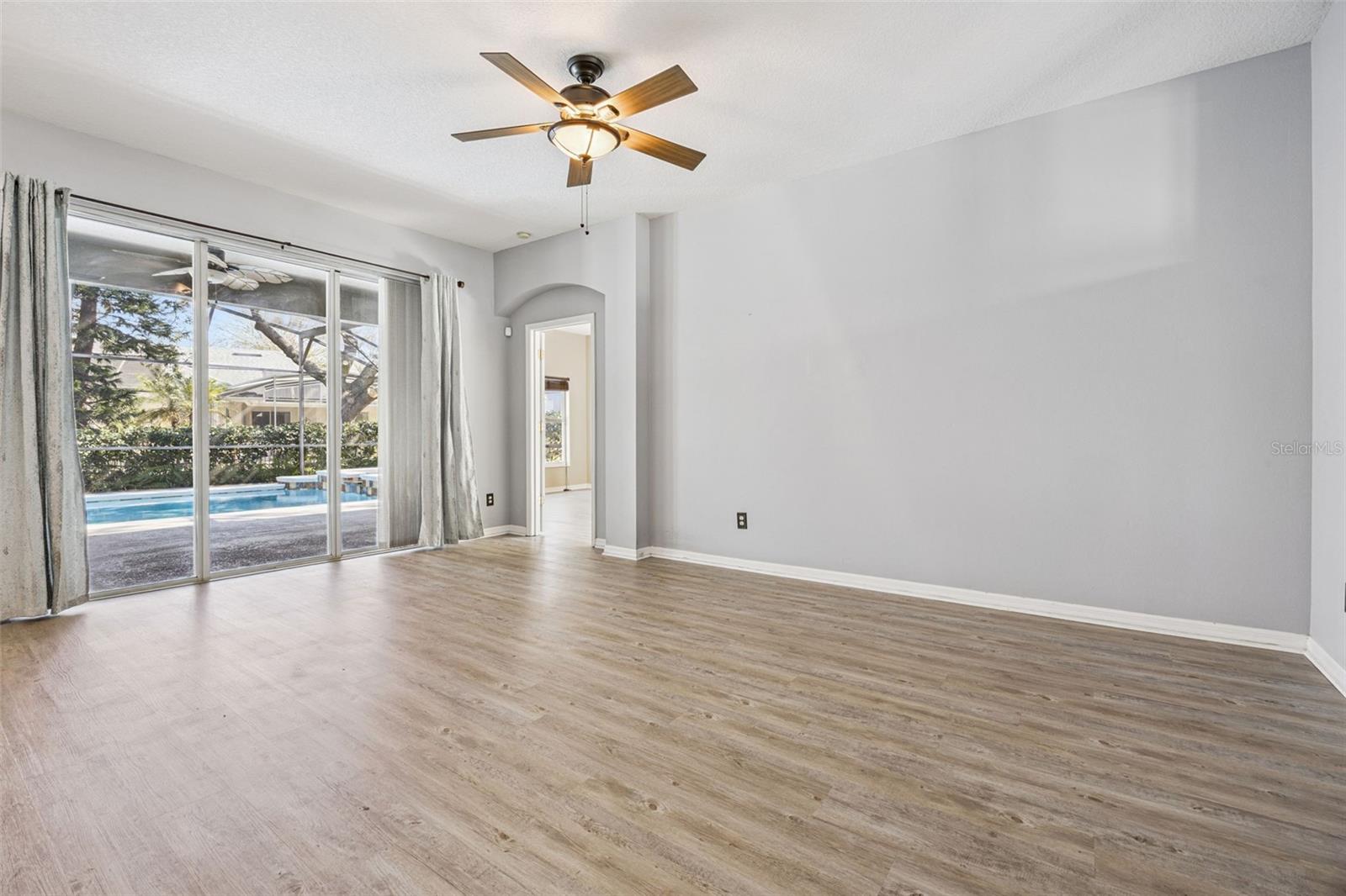 Image 7 of 35 For 111 Bismark Court