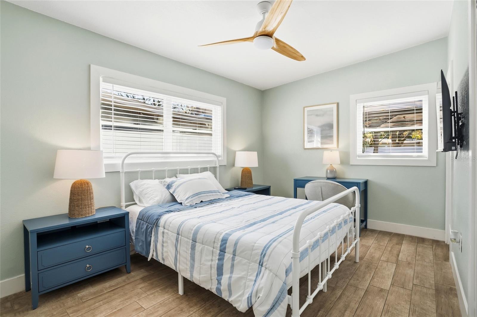 Image 14 of 24 For 1120 Nela Avenue