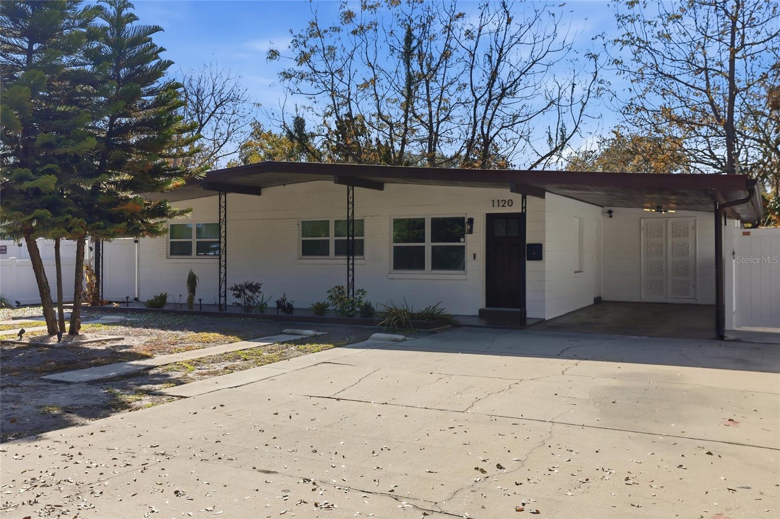 Image 2 of 24 For 1120 Nela Avenue