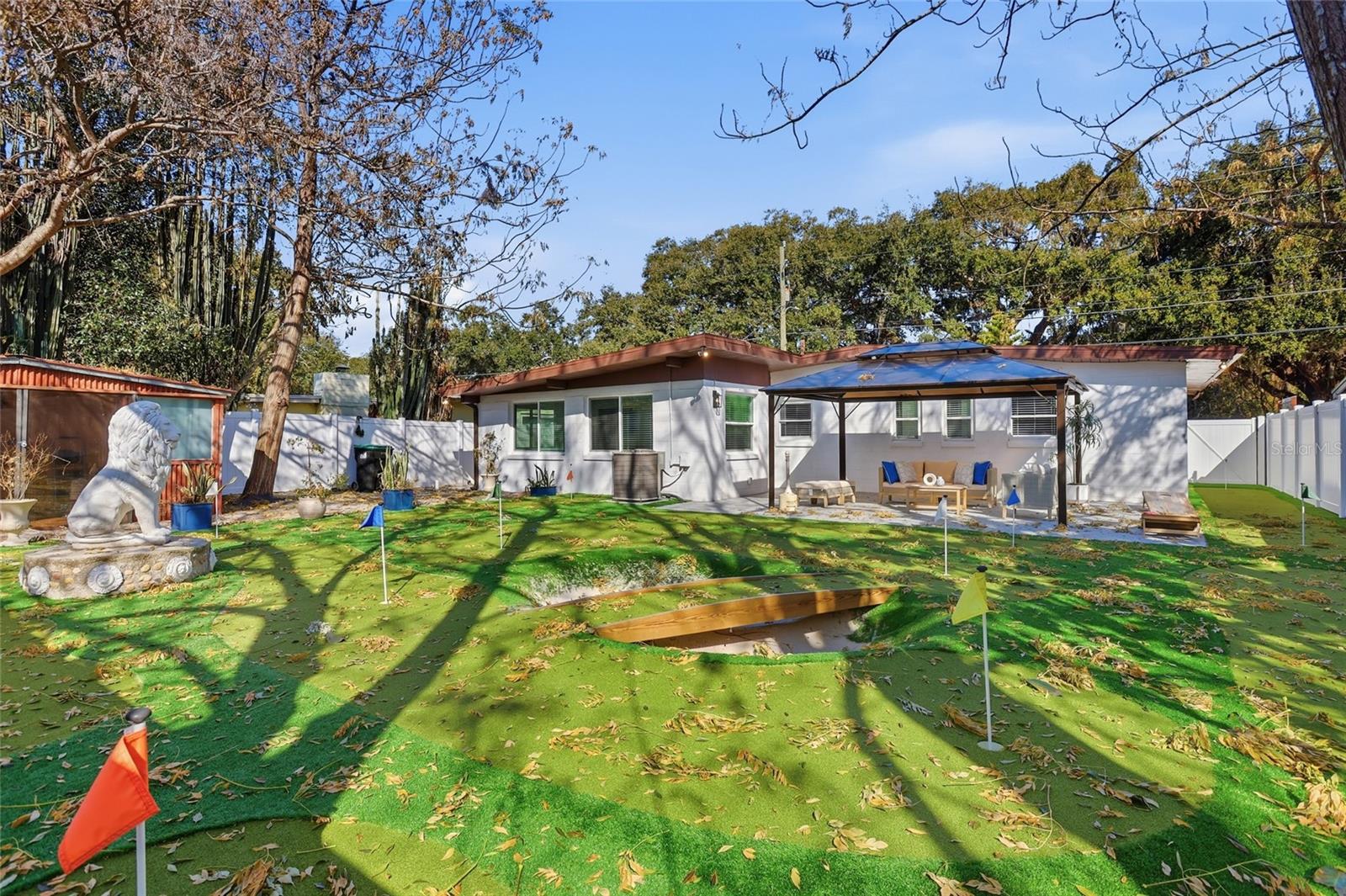 Image 23 of 24 For 1120 Nela Avenue