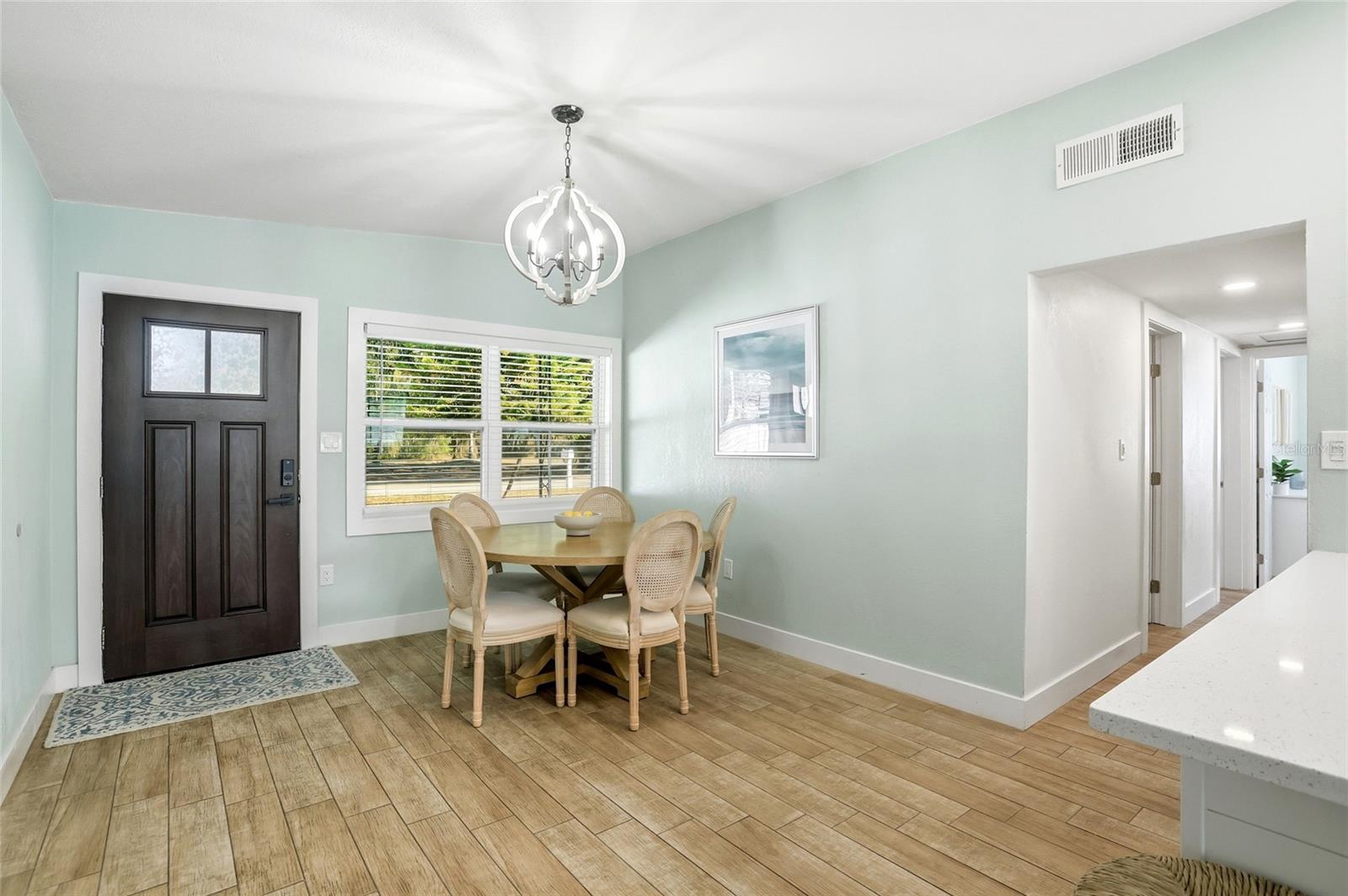 Image 3 of 24 For 1120 Nela Avenue