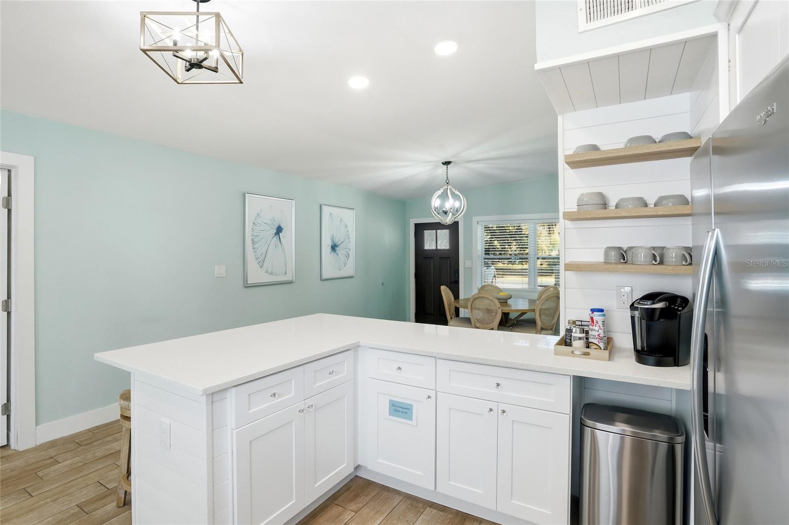 Image 6 of 24 For 1120 Nela Avenue