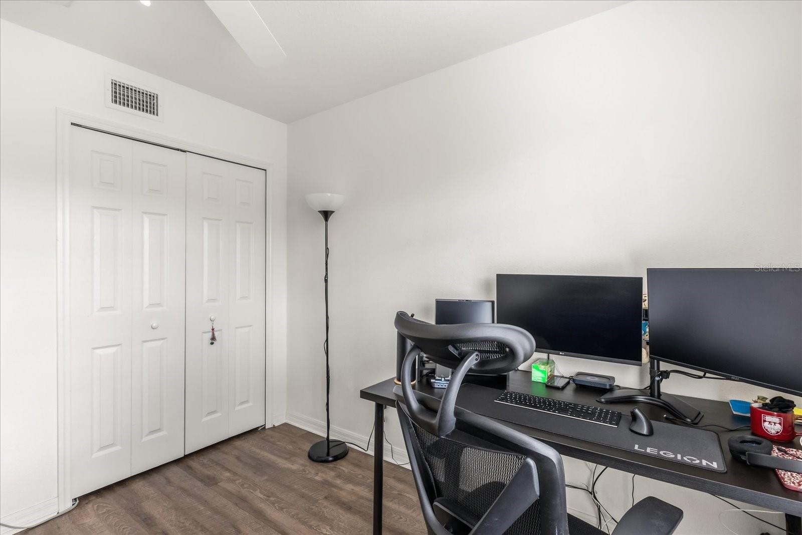 Image 23 of 30 For 10096 Hartford Maroon Road