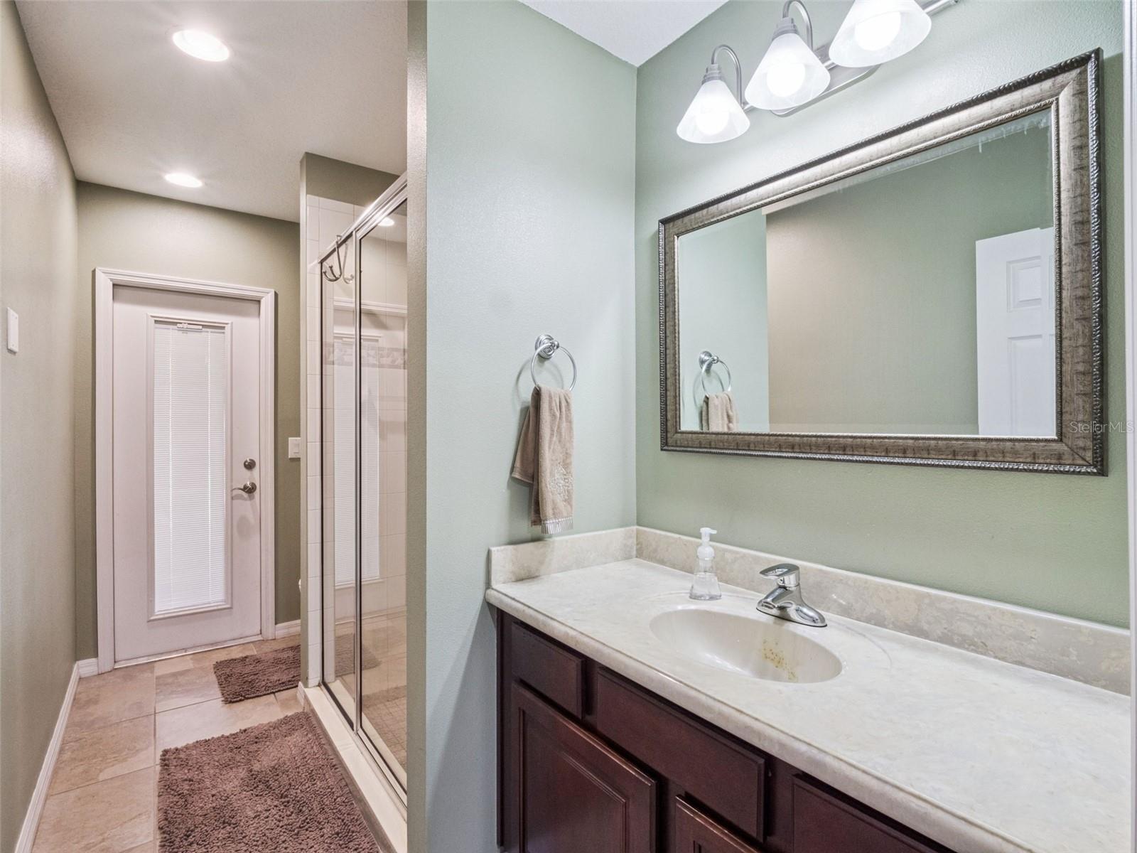 Image 31 of 44 For 5314 Shadywood Lane