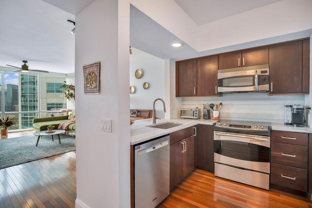 Image 11 of 54 For 322 Central Boulevard 1005