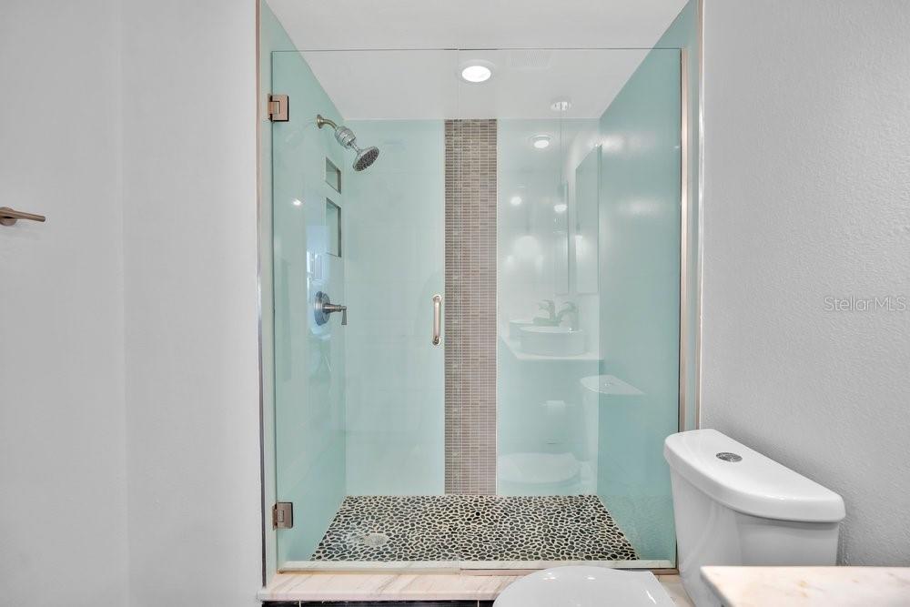 Image 16 of 54 For 322 Central Boulevard 1005