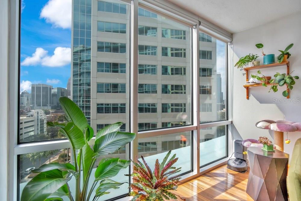 Image 6 of 54 For 322 Central Boulevard 1005