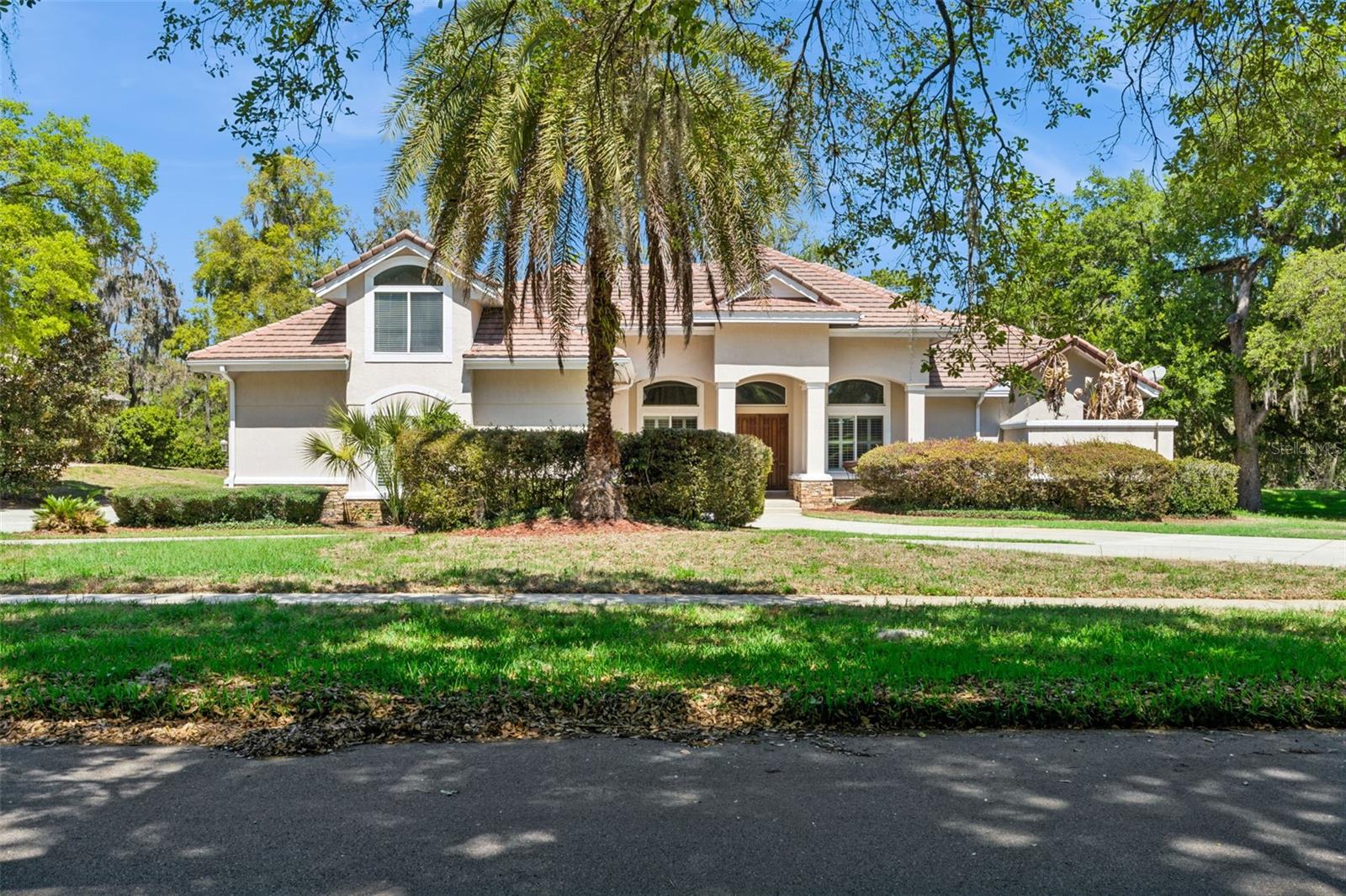 Image 3 of 92 For 1303 Lavanham Court