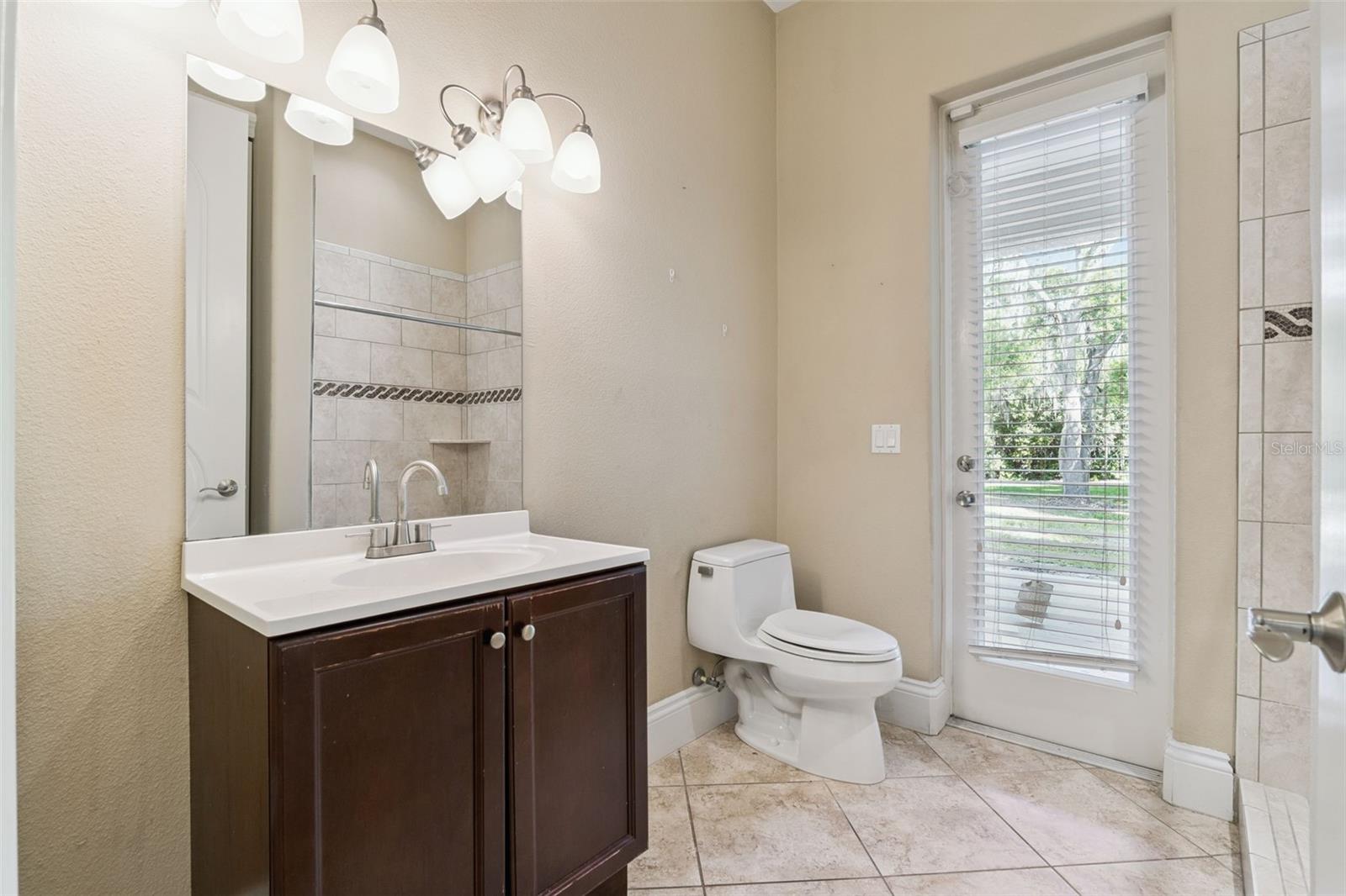 Image 47 of 92 For 1303 Lavanham Court