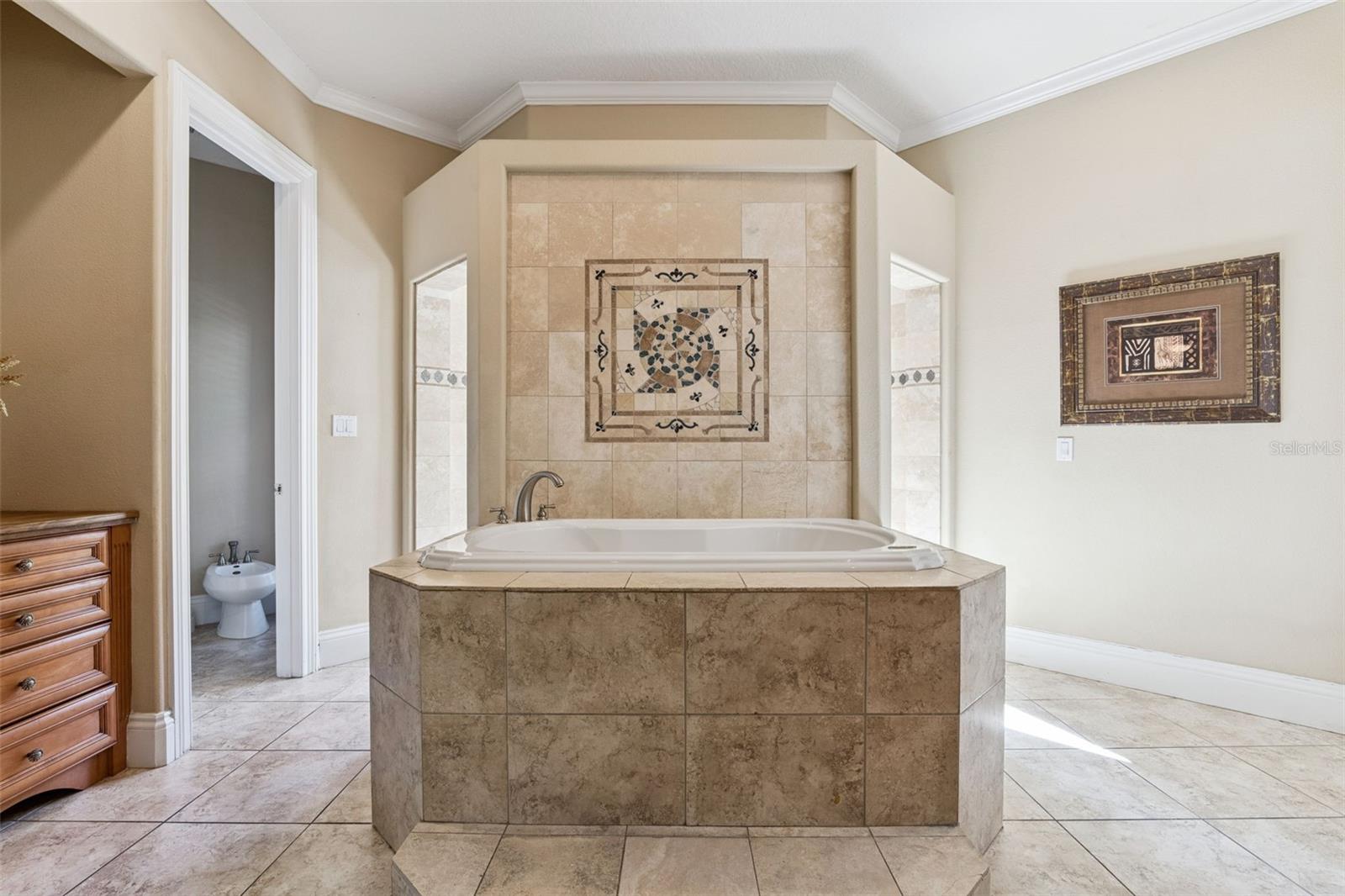 Image 57 of 92 For 1303 Lavanham Court