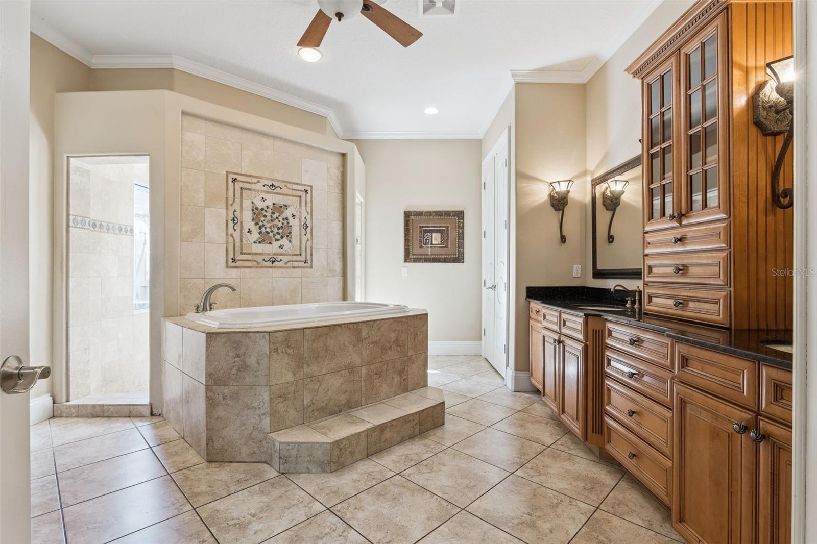 Image 58 of 92 For 1303 Lavanham Court