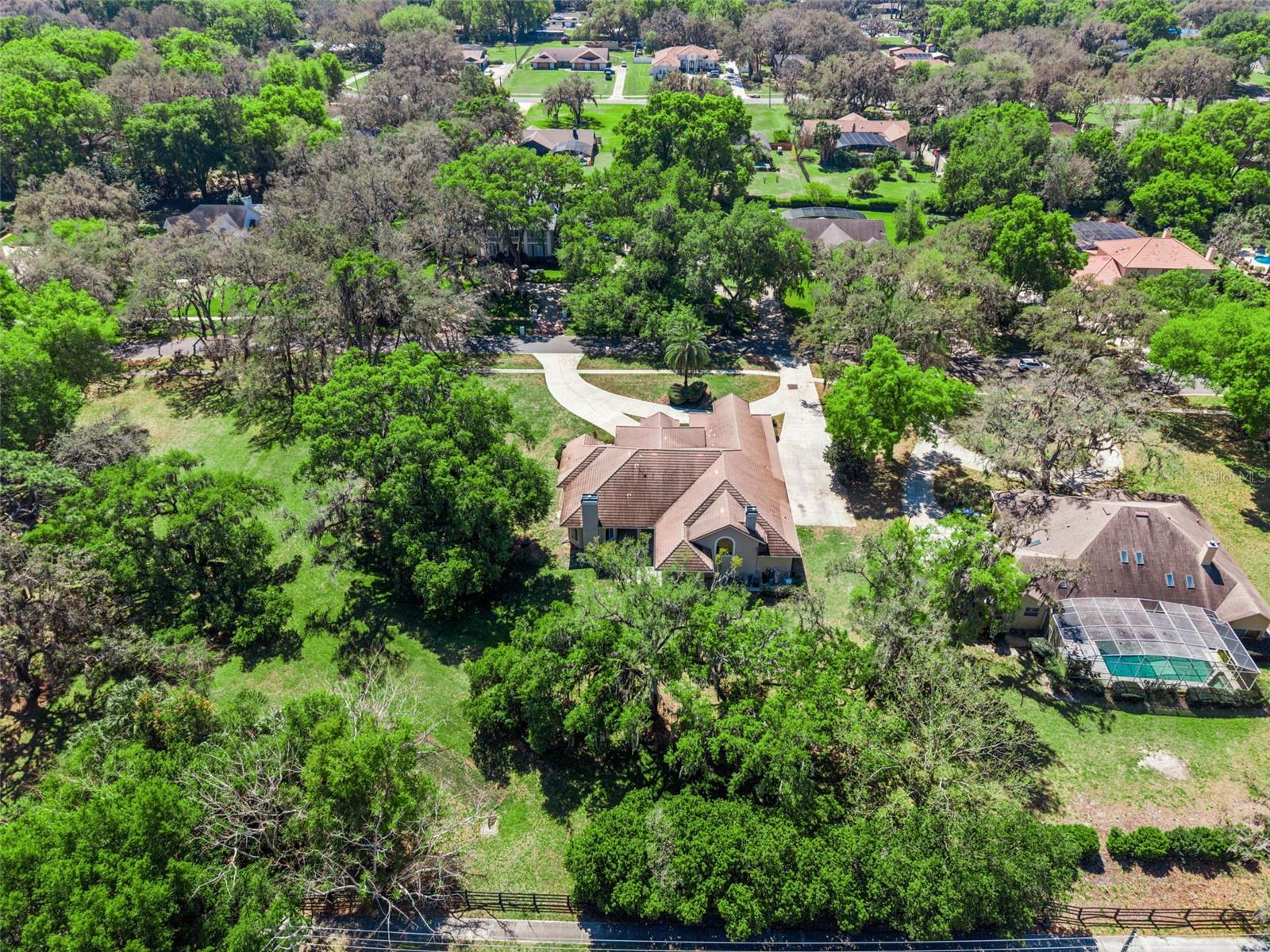 Image 79 of 92 For 1303 Lavanham Court