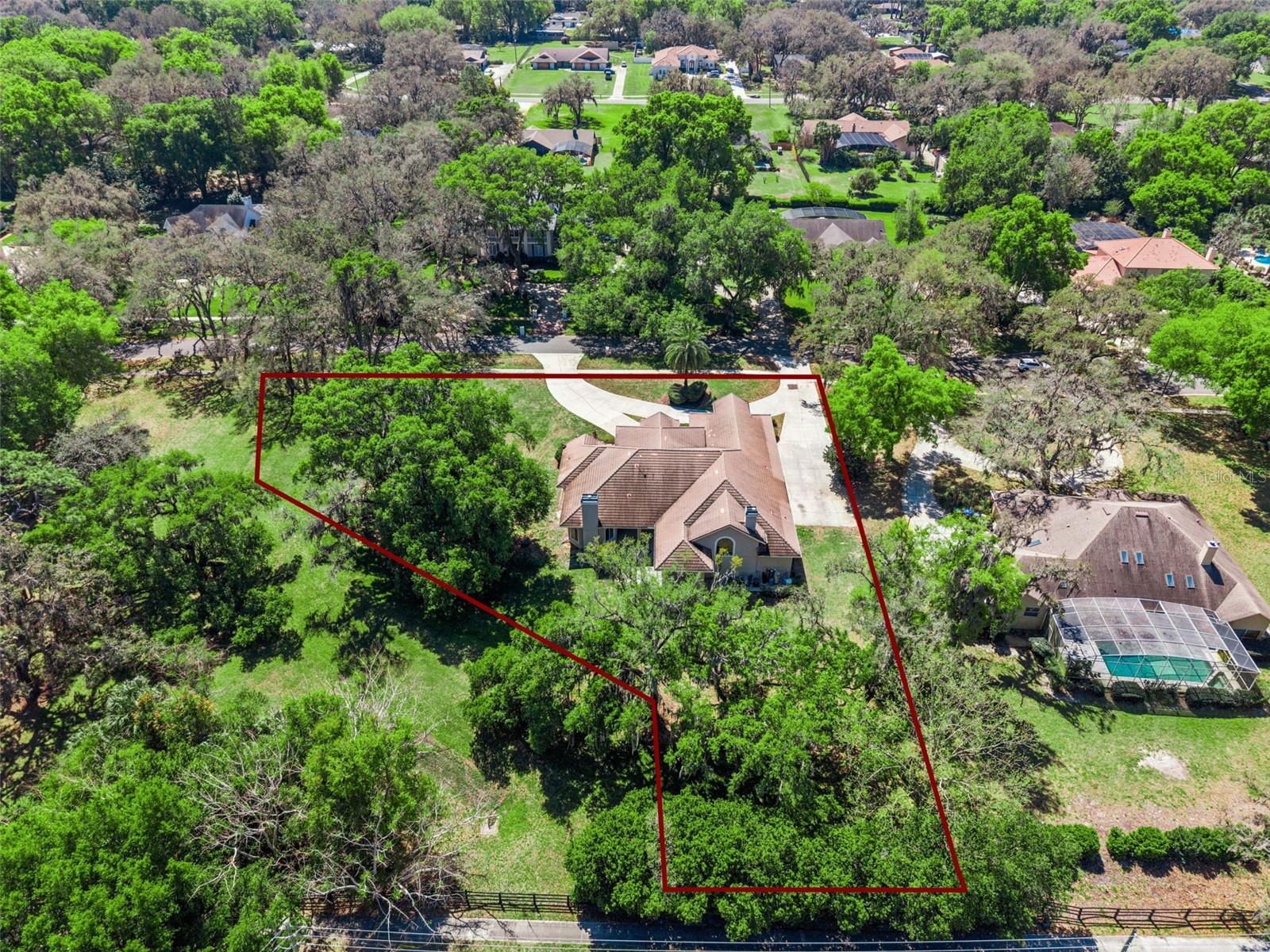 Image 85 of 92 For 1303 Lavanham Court