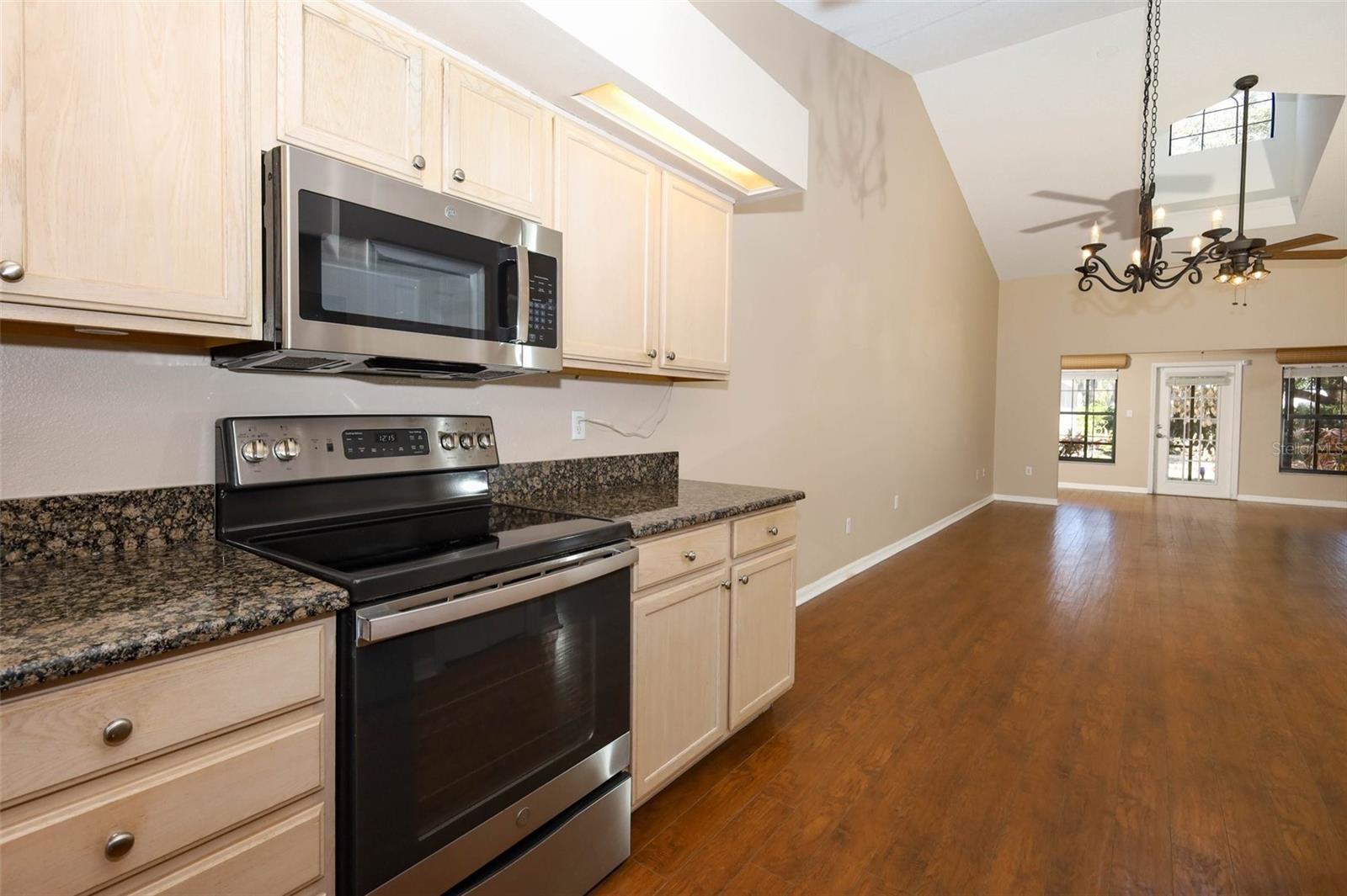 Image 11 of 41 For 2021 Arbor Way