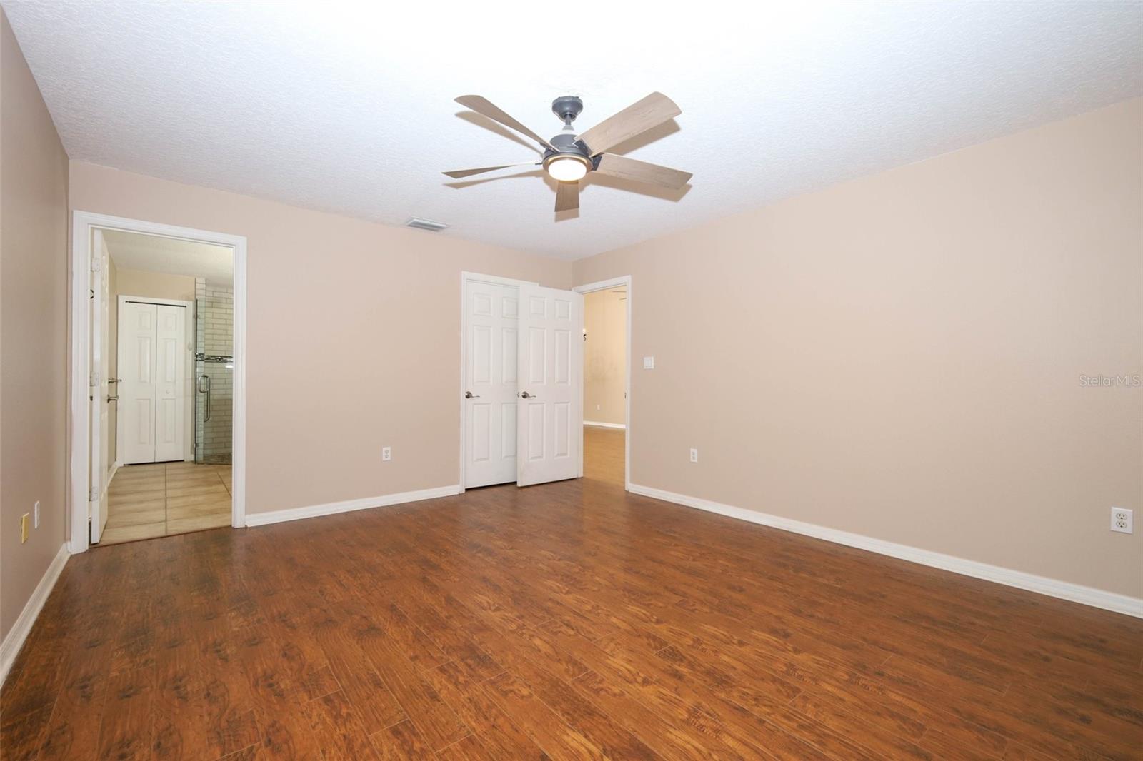 Image 21 of 41 For 2021 Arbor Way