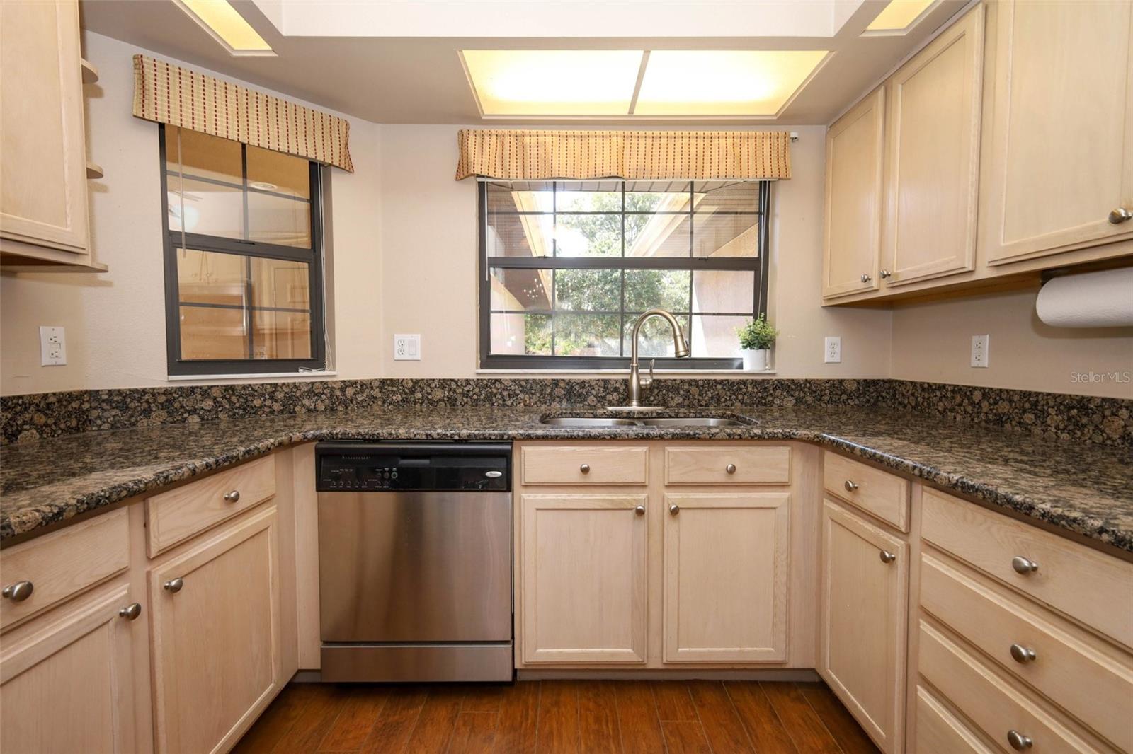 Image 9 of 41 For 2021 Arbor Way