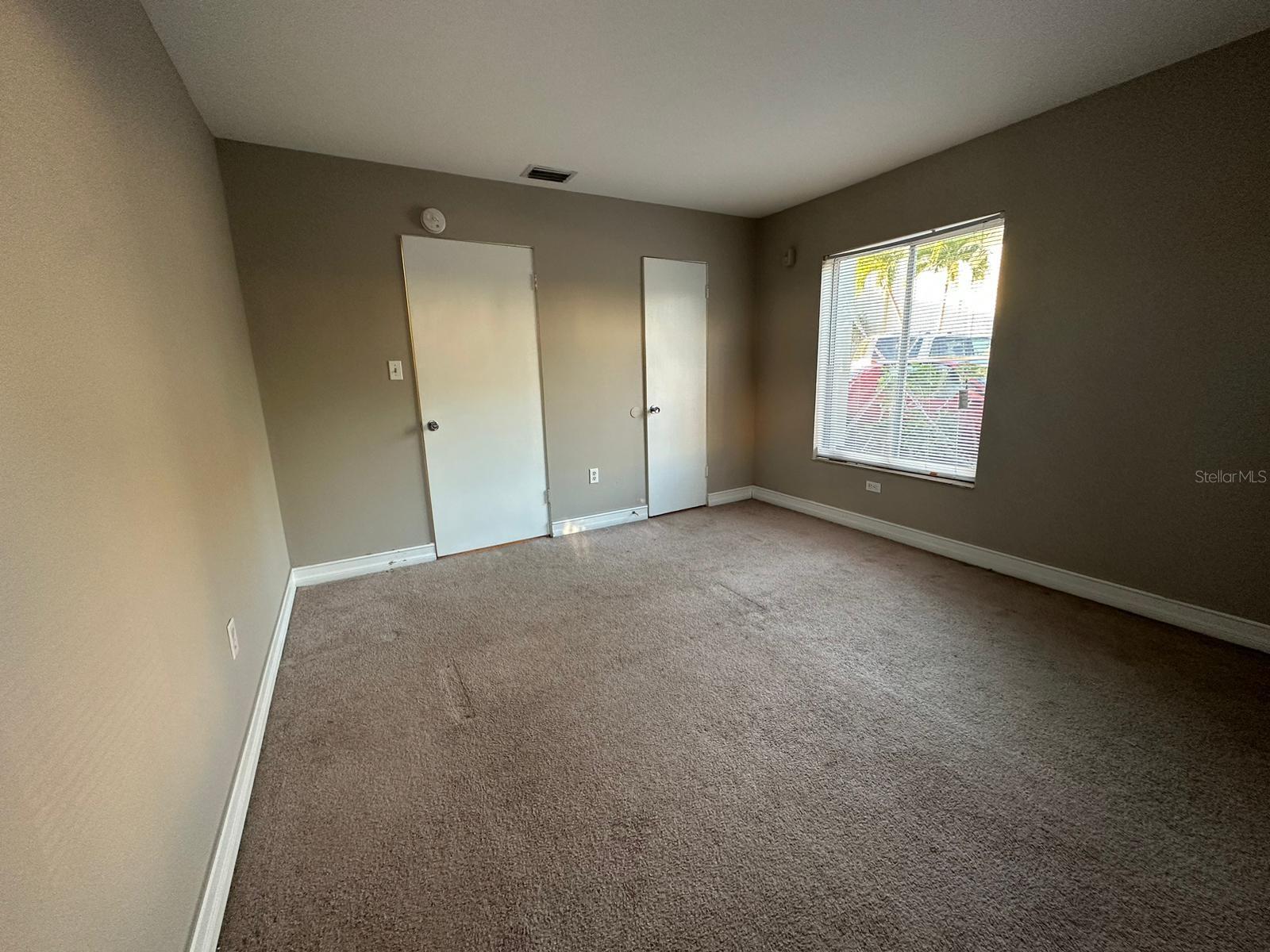 Image 23 of 43 For 1830 Maravilla Avenue 206