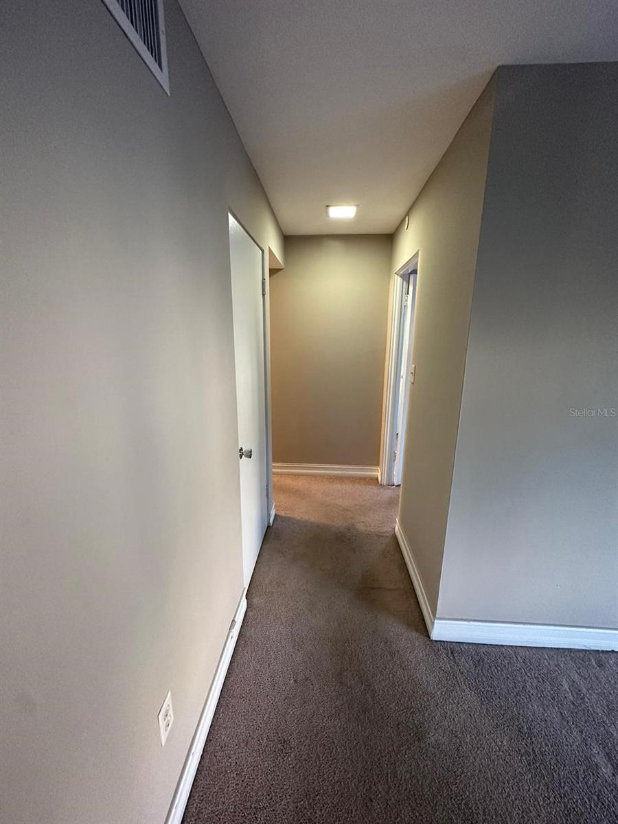 Image 34 of 43 For 1830 Maravilla Avenue 206