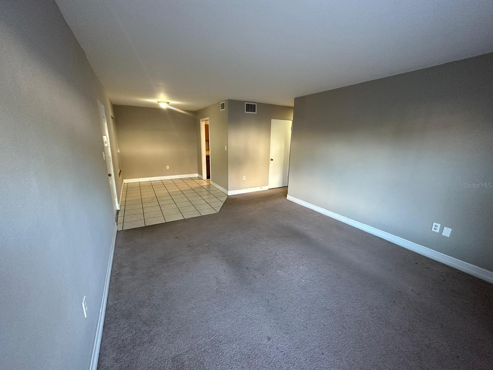 Image 37 of 43 For 1830 Maravilla Avenue 206