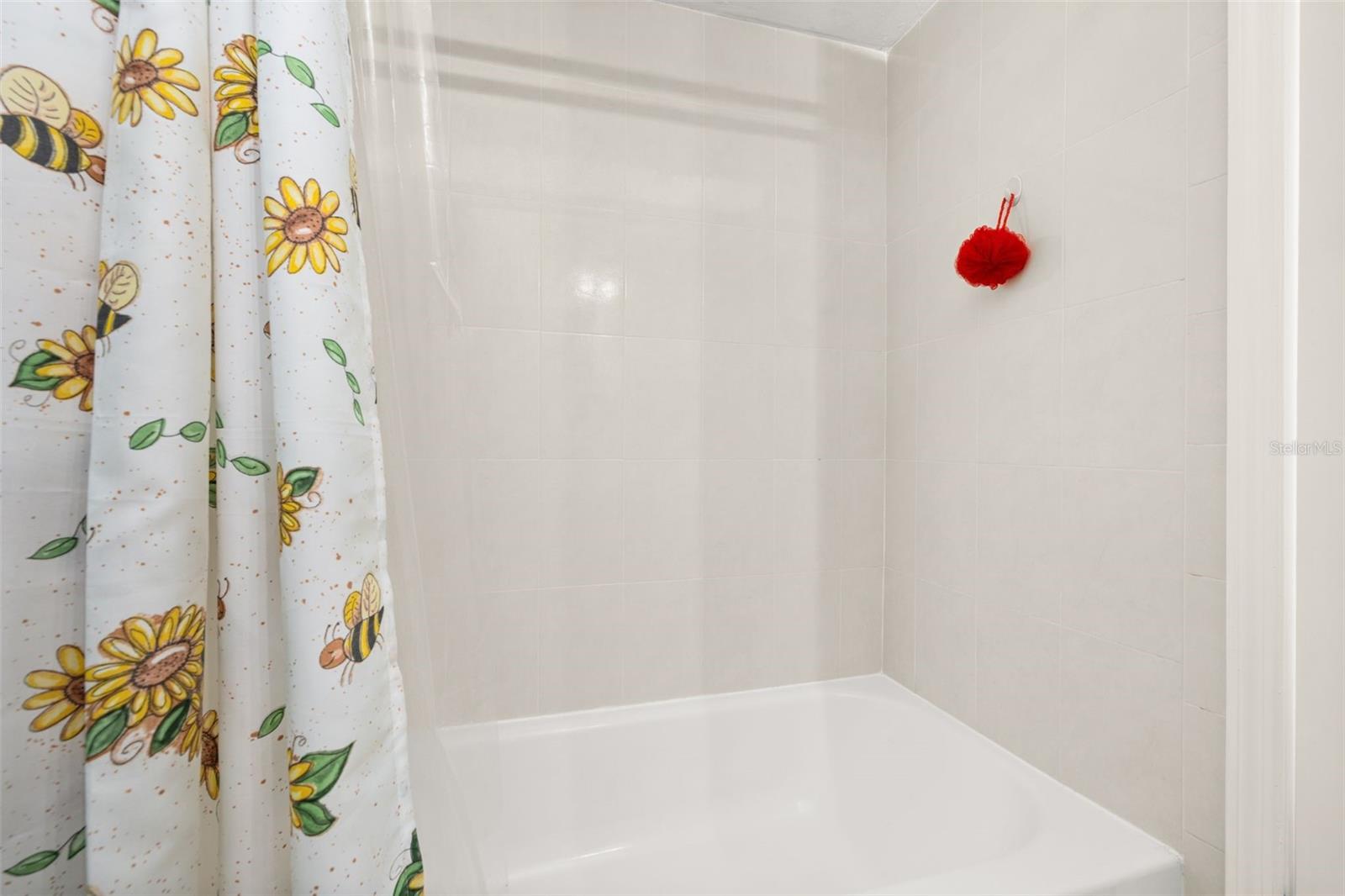 Image 18 of 31 For 210 Alston Drive