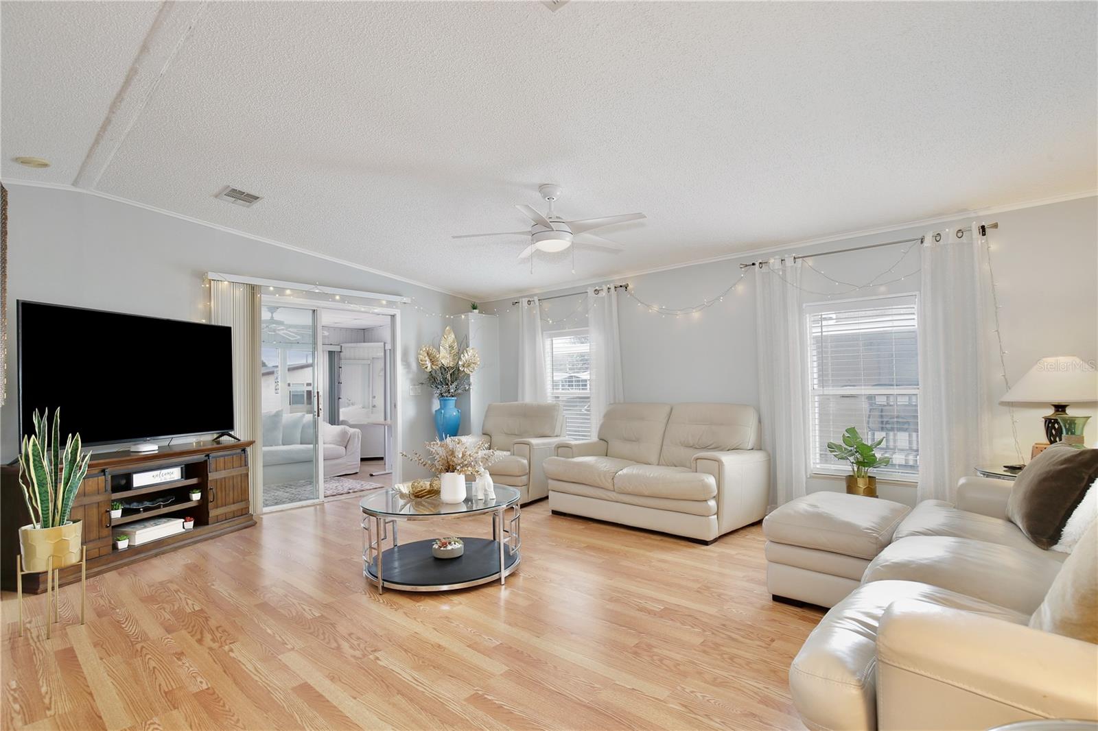 Image 10 of 48 For 114 Douglas Park Avenue