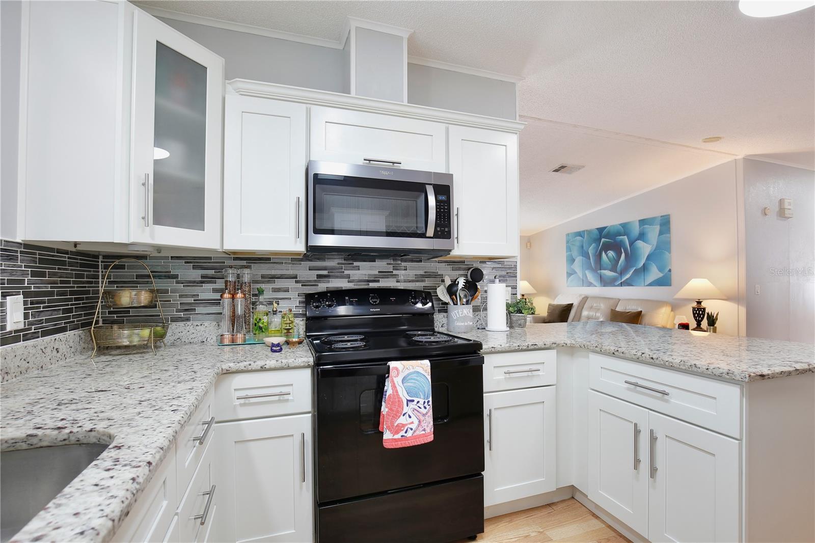 Image 16 of 48 For 114 Douglas Park Avenue