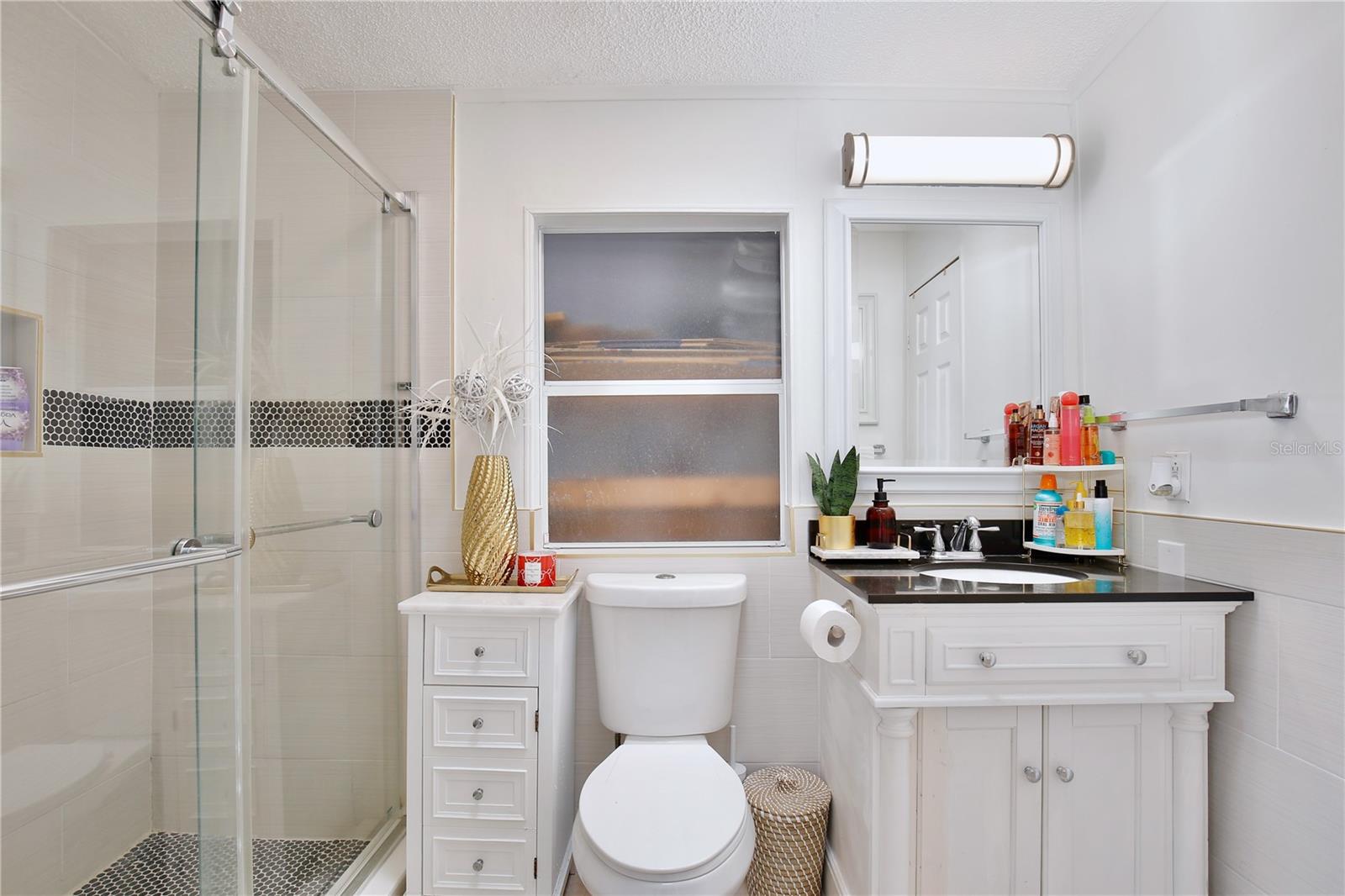 Image 20 of 48 For 114 Douglas Park Avenue