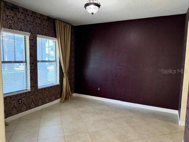 Image 7 of 31 For 7403 Fairgrove Avenue