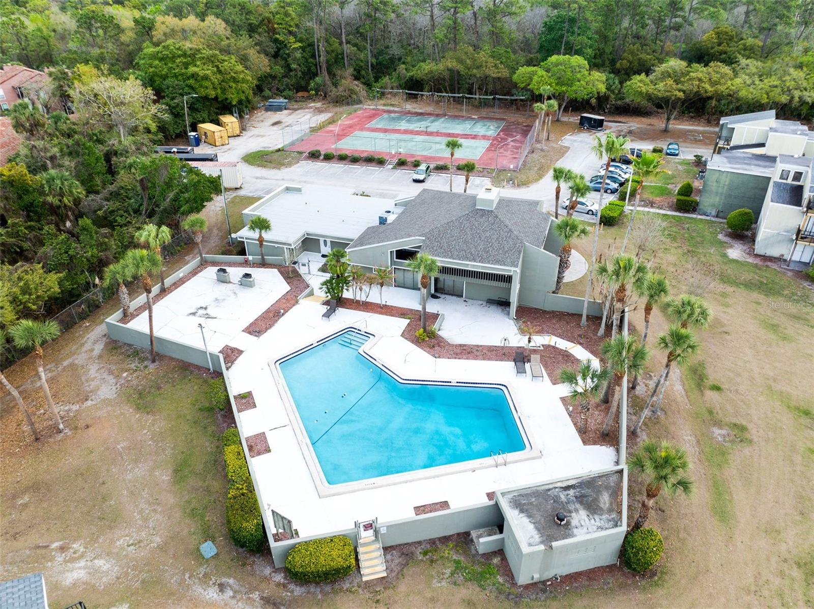 Listing photo id 22 for 278 Scottsdale Square 278