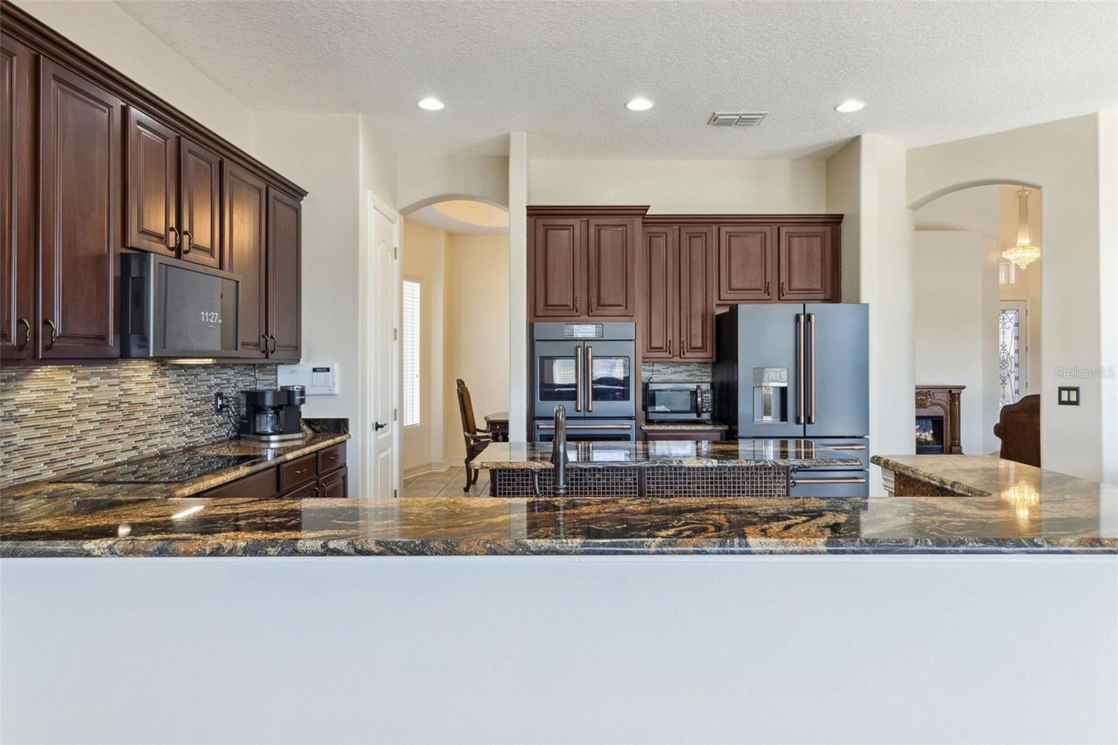 Image 13 of 47 For 6473 Everingham Lane