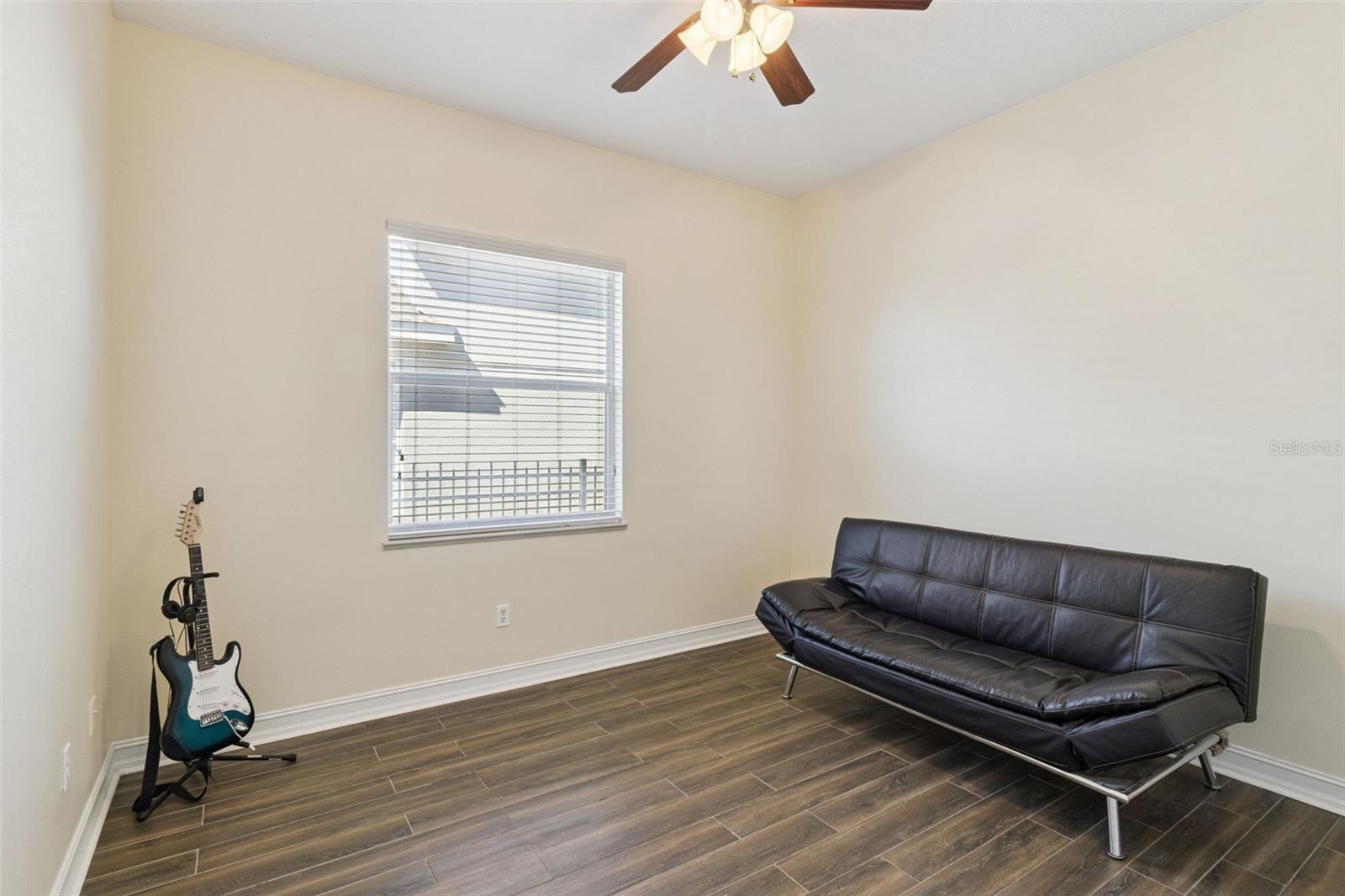 Image 25 of 47 For 6473 Everingham Lane