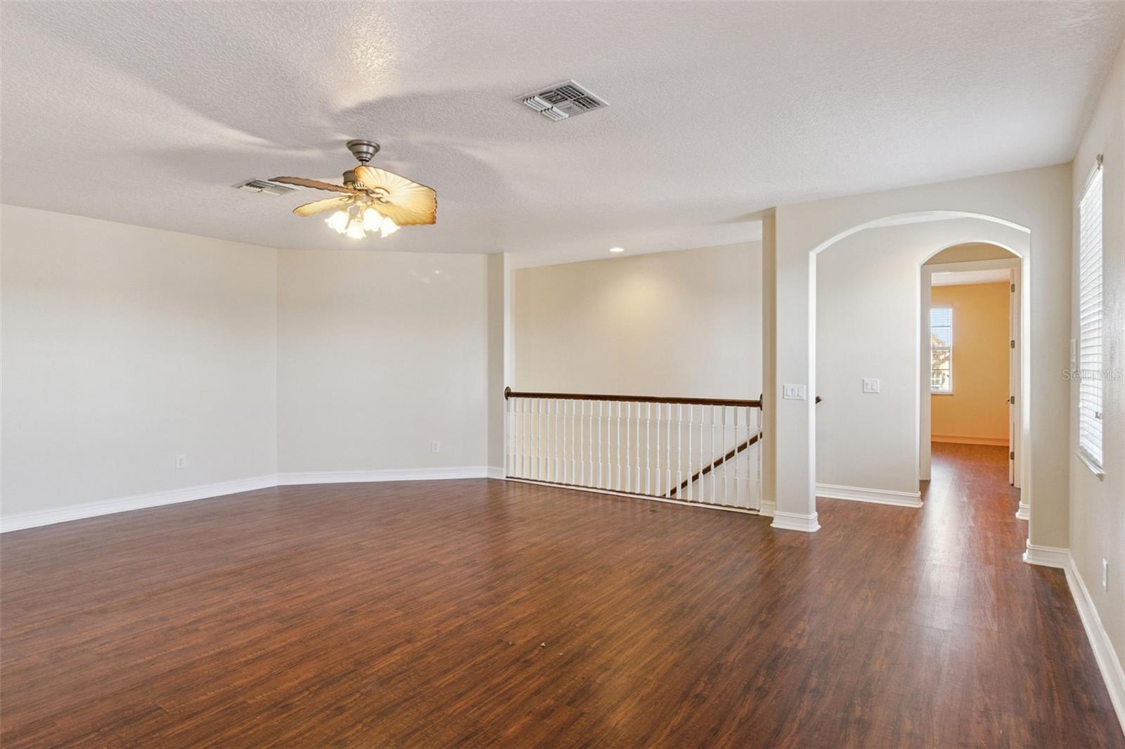 Image 32 of 47 For 6473 Everingham Lane