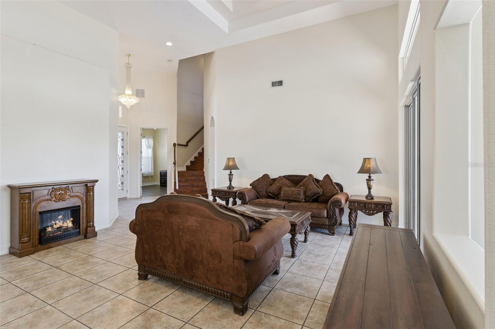 Image 6 of 47 For 6473 Everingham Lane