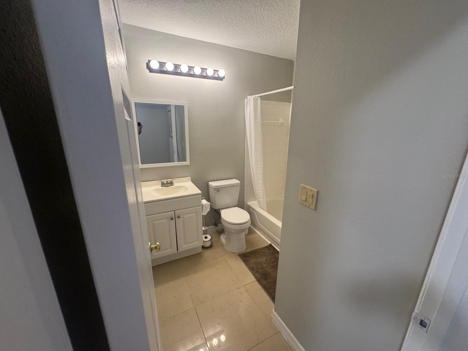 Image 12 of 17 For 4356 Kirkman Road 511