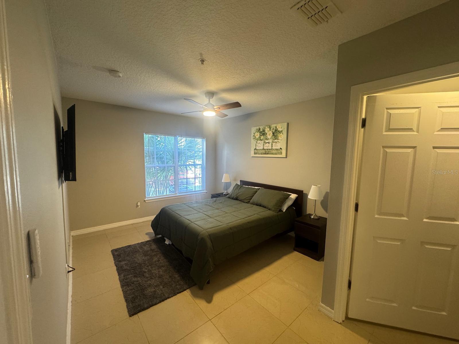 Image 9 of 17 For 4356 Kirkman Road 511