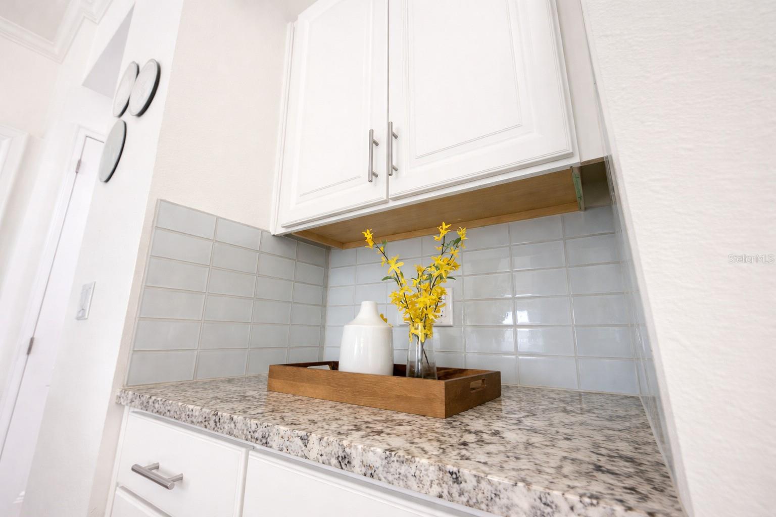 Image 12 of 47 For 4084 Oaktree Drive