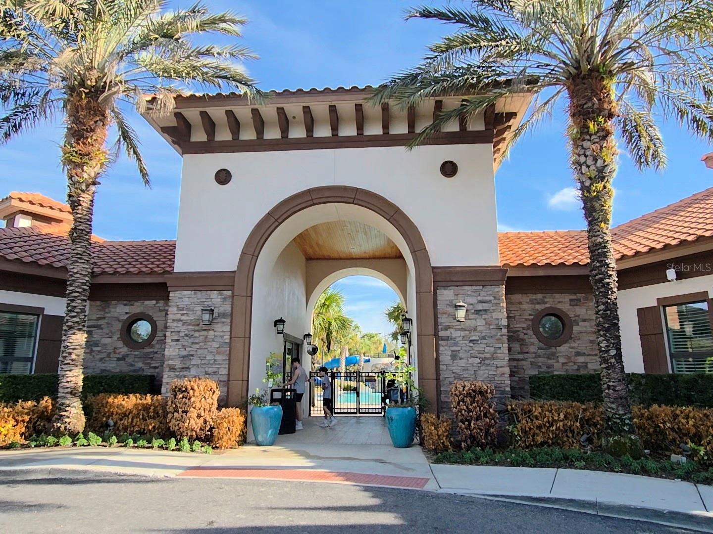 Image 42 of 47 For 4084 Oaktree Drive